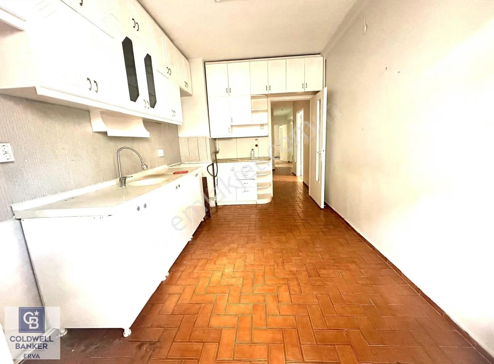 Beşevler Göbekde Metro Yakını 3+1 Orta Kat 130 M2 Kiralık Daire - Görsel 11