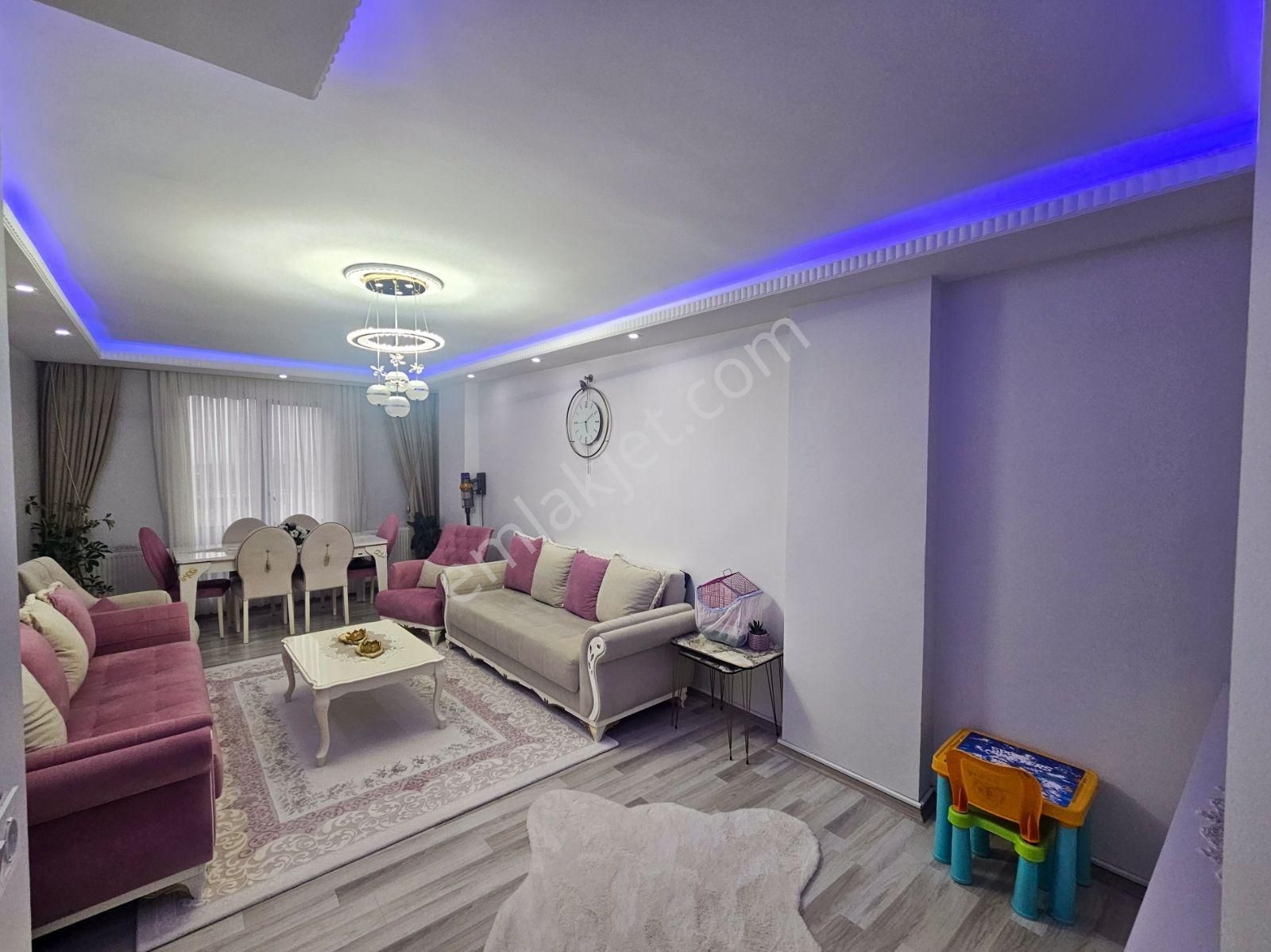 Çerkezköy Caddesine Cephe | Ayazpaşada Asansörlü | Ön Cephe 2+1