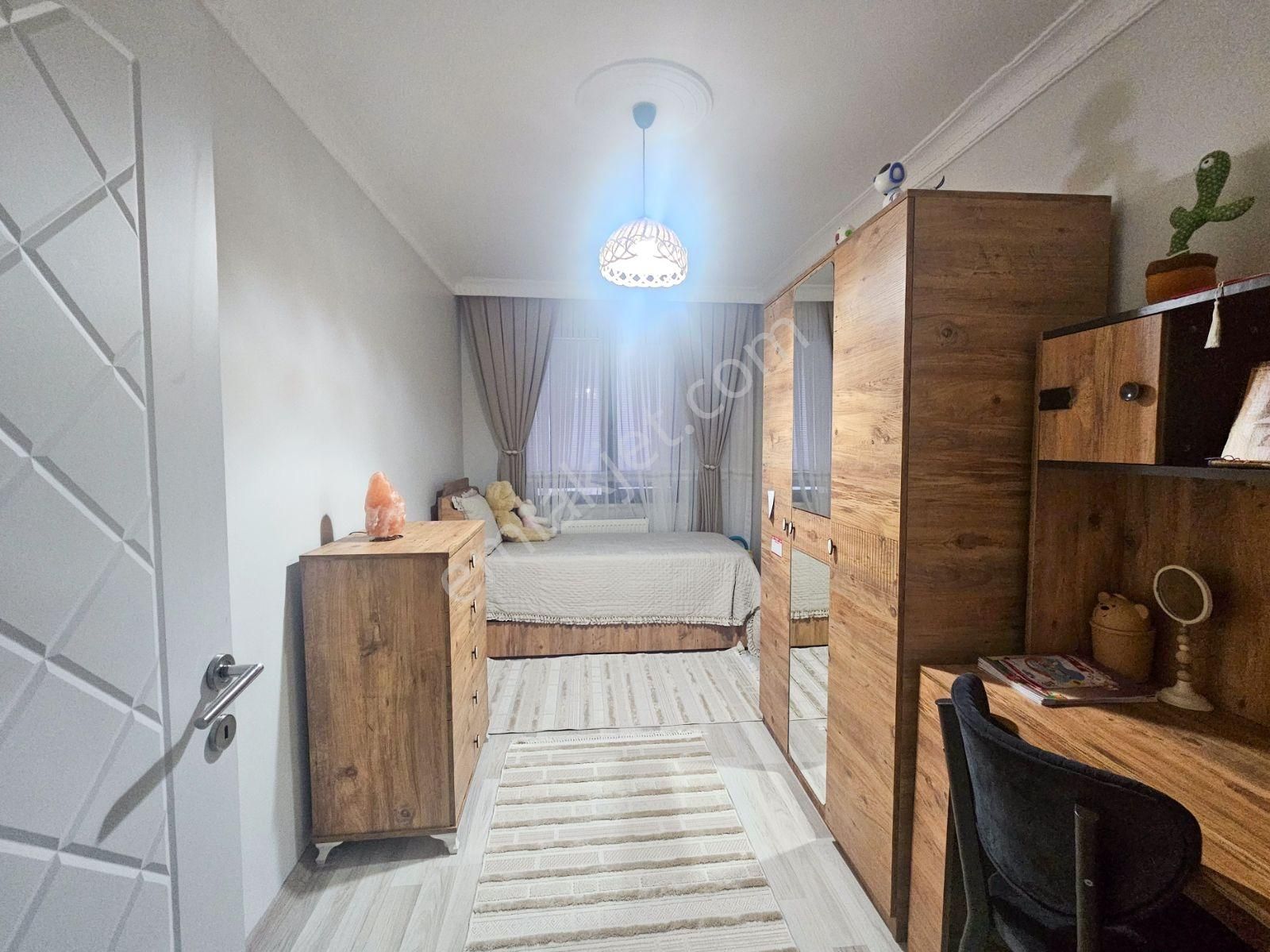 Çerkezköy Caddesine Cephe | Ayazpaşada Asansörlü | Ön Cephe 2+1 - Görsel 2