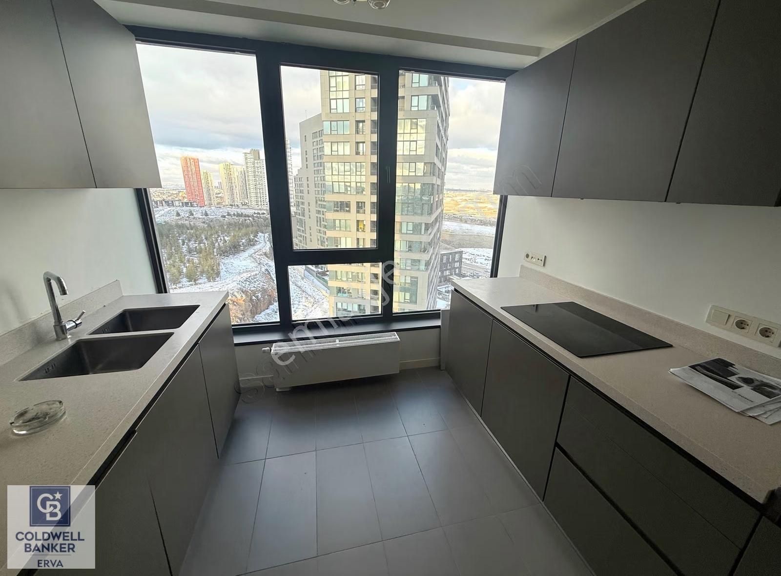 İncek Loft Sitesi Kiralık Balkonlu Büyük Tip Manzaralı 2+1 - Görsel 3