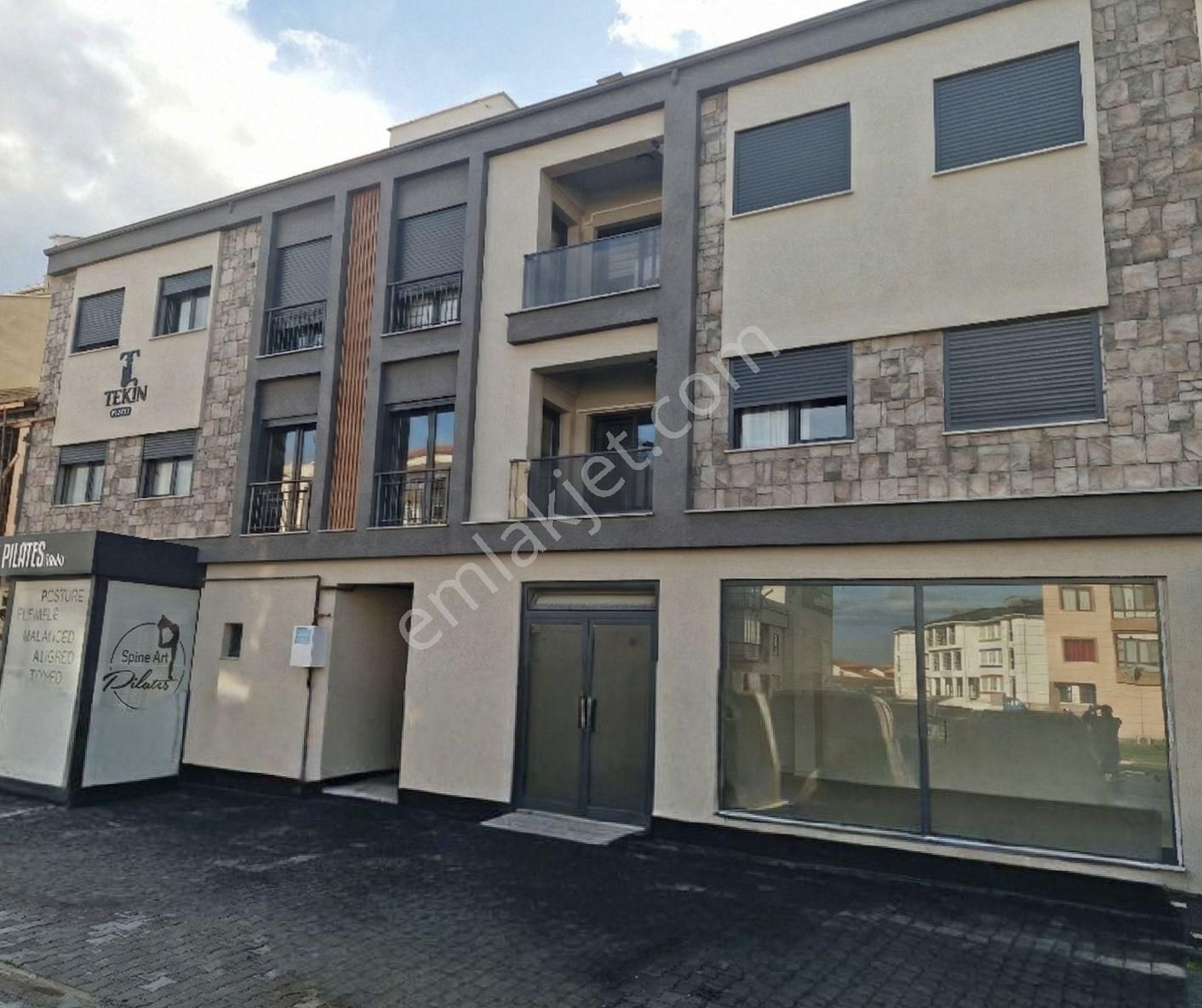 Burhaniye Bahcelievler Mh. Satılık 1+1 Eşyalı Daire - Görsel 5