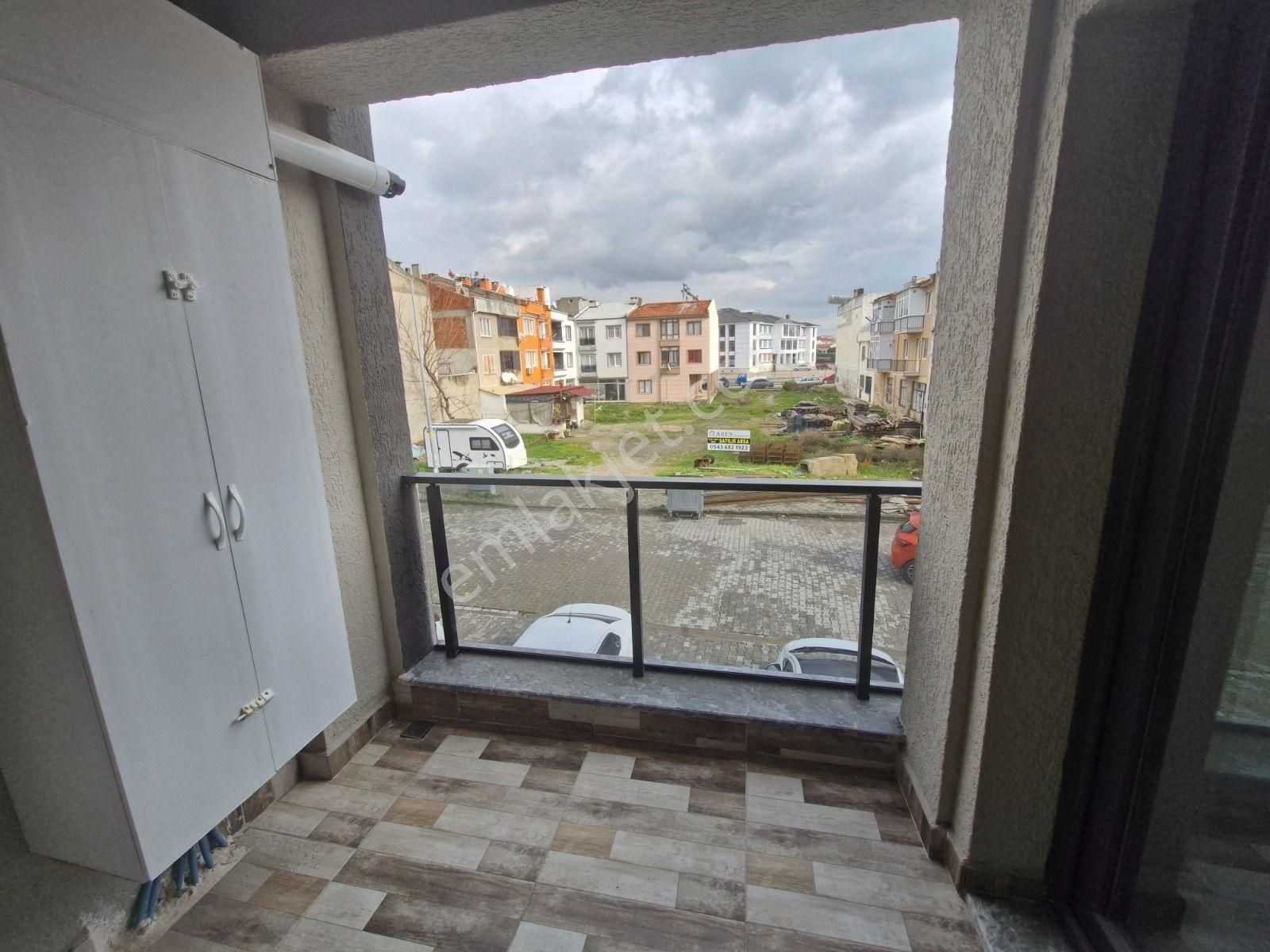 Burhaniye Bahcelievler Mh. Satılık 1+1 Eşyalı Daire - Görsel 4