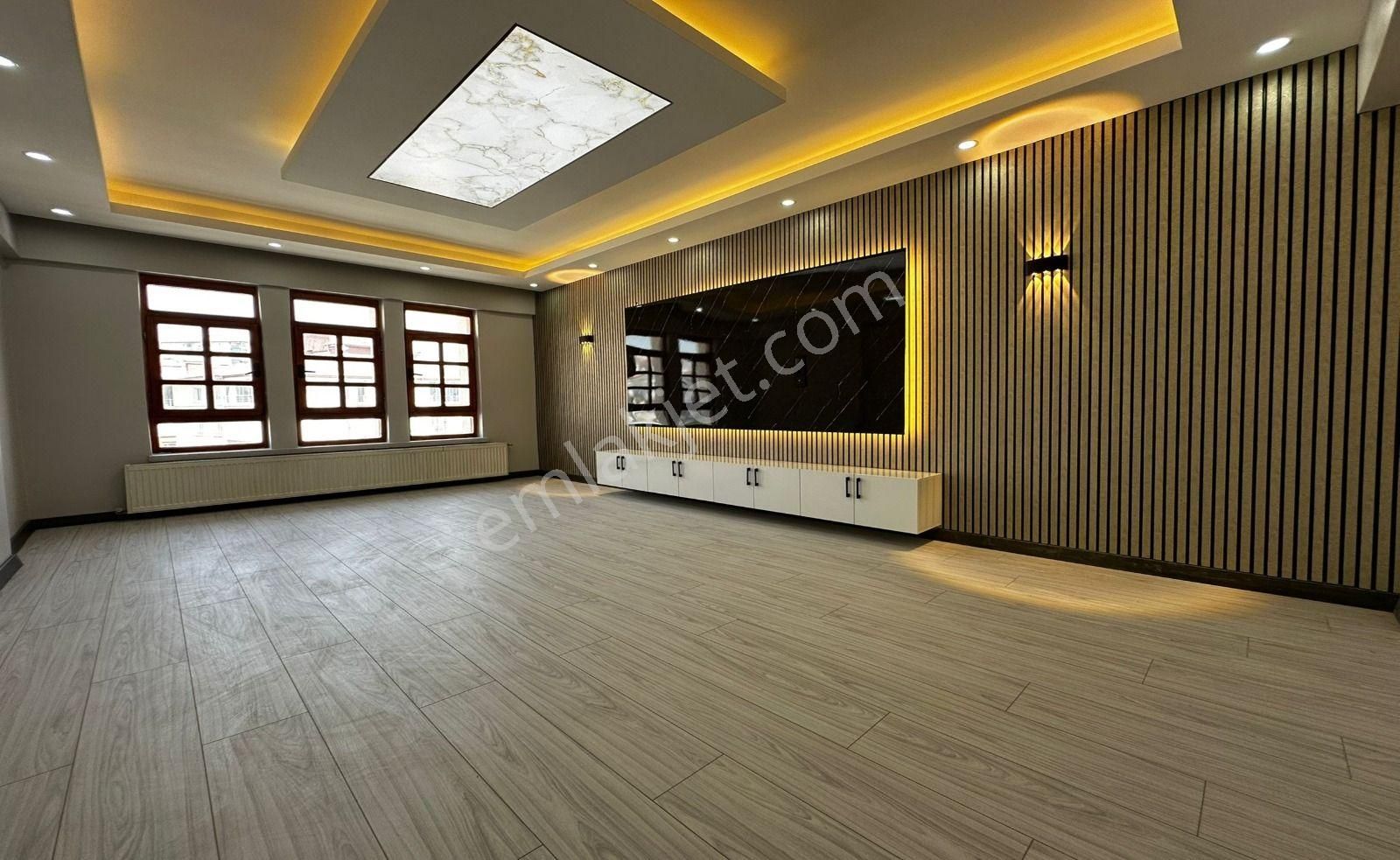 Bölük Caddesi Yakını Katta Yapılı 3+1 Fırsat - Görsel 9