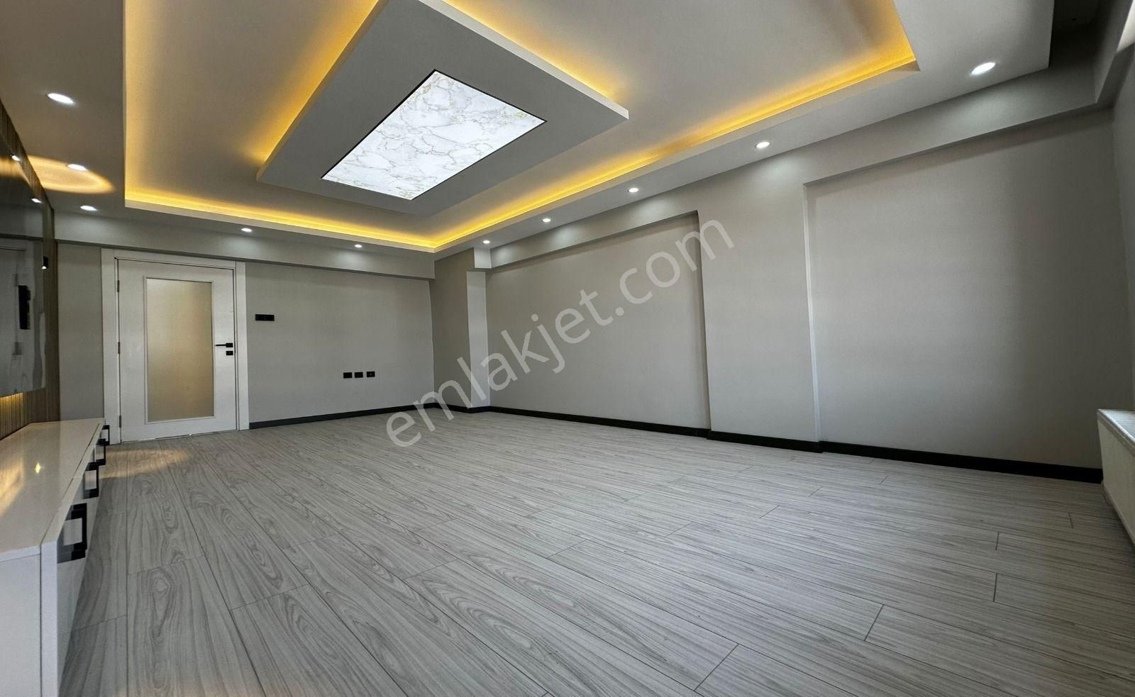 Bölük Caddesi Yakını Katta Yapılı 3+1 Fırsat - Görsel 11