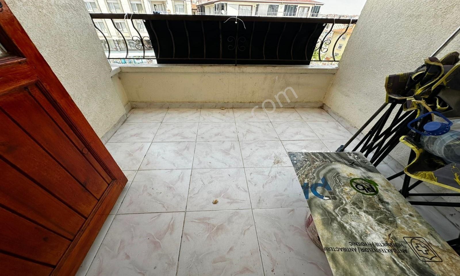 Bölük Caddesi Yakını Katta Yapılı 3+1 Fırsat - Görsel 26