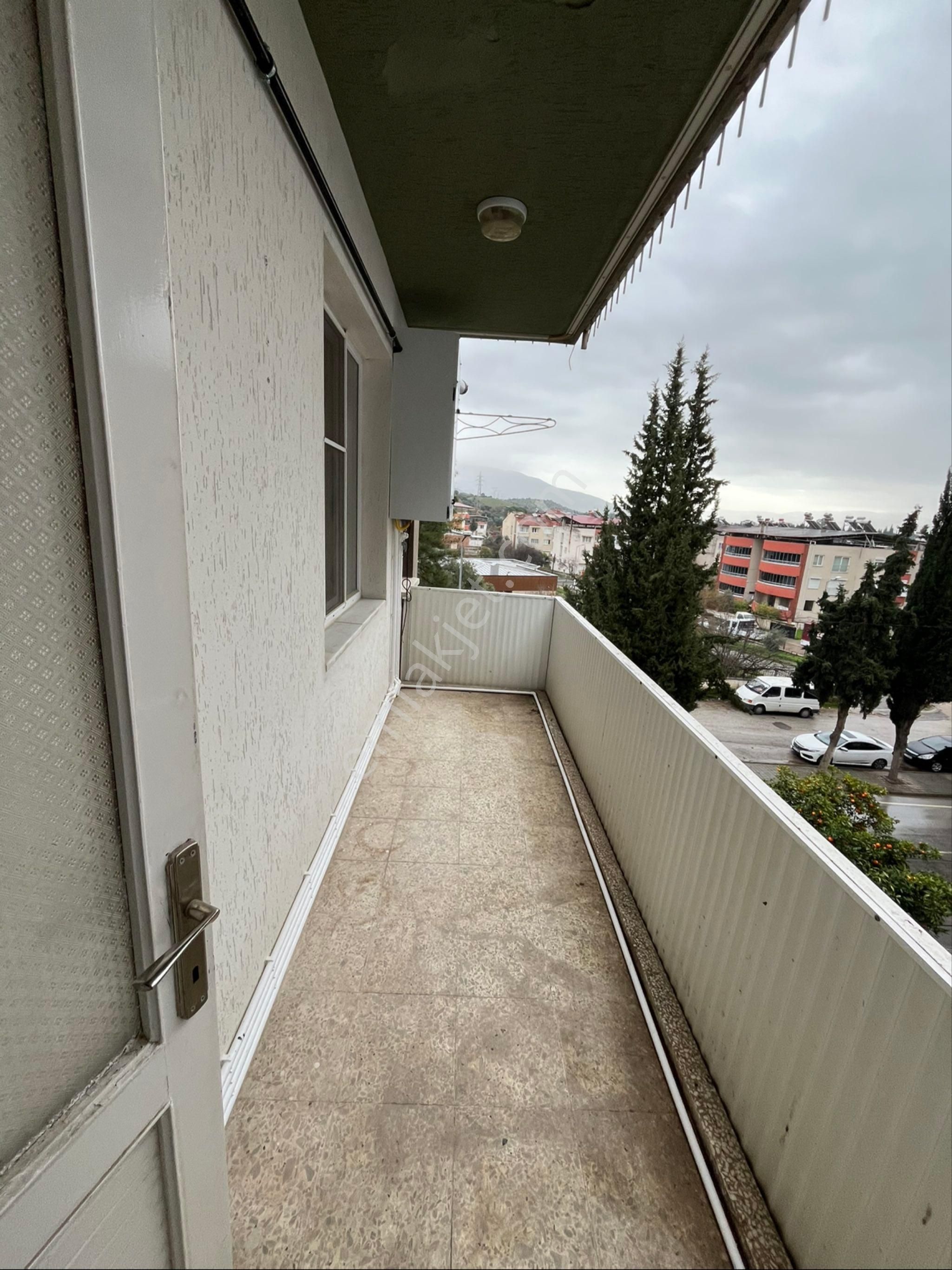 Miray Emlaktan Yıldıztepe Mahallesinde Doğalgazlı 3+1 Kiralık Daire - Görsel 26