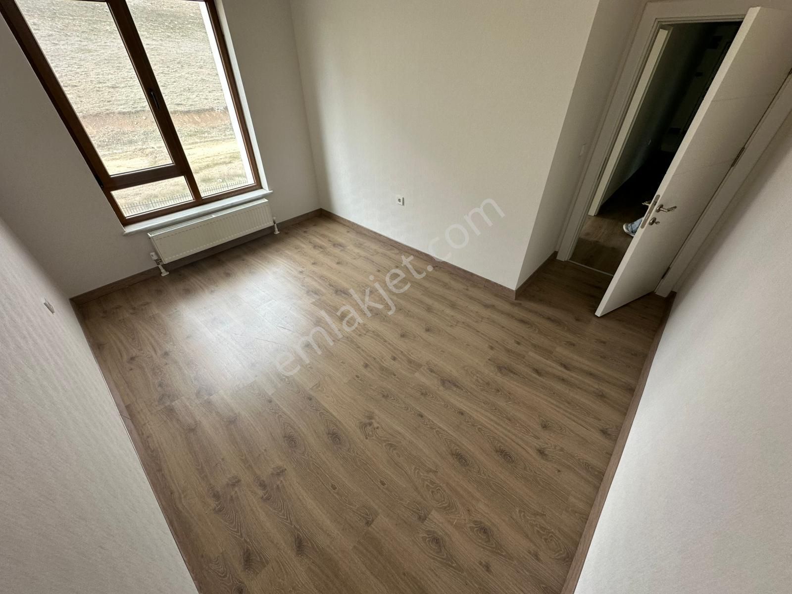 Törekent Site İçinde E. Banyolu G. Odalı Geniş Çift Balkonlu 4+1 Ön Cp. Çift Asansörlü Daire ! - Görsel 23