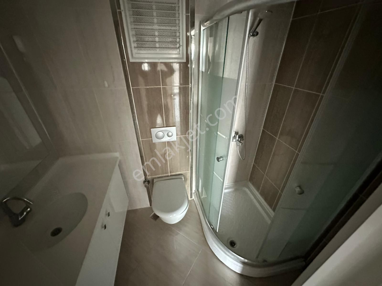 Törekent Site İçinde E. Banyolu G. Odalı Geniş Çift Balkonlu 4+1 Ön Cp. Çift Asansörlü Daire ! - Görsel 34