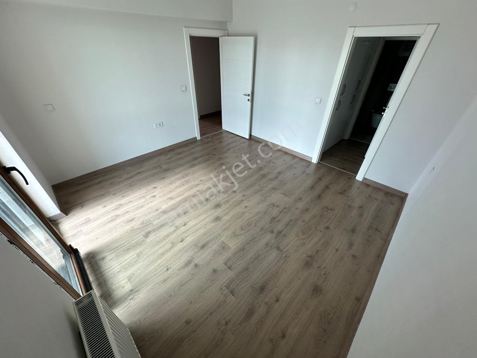 Törekent Site İçinde E. Banyolu G. Odalı Geniş Çift Balkonlu 4+1 Ön Cp. Çift Asansörlü Daire ! - Görsel 30