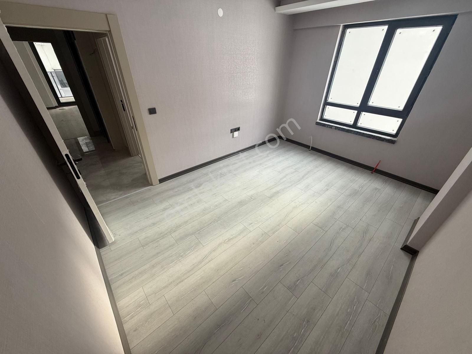 Keçiörende 2+1 Full Yapılı İskanlı Cadde Yanı Takasa Uygun - Görsel 25