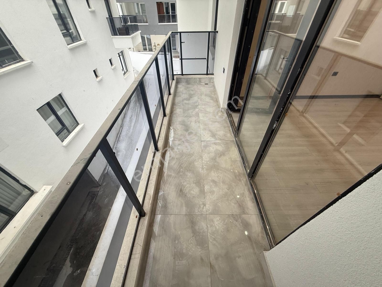 Keçiörende 2+1 Full Yapılı İskanlı Cadde Yanı Takasa Uygun - Görsel 19