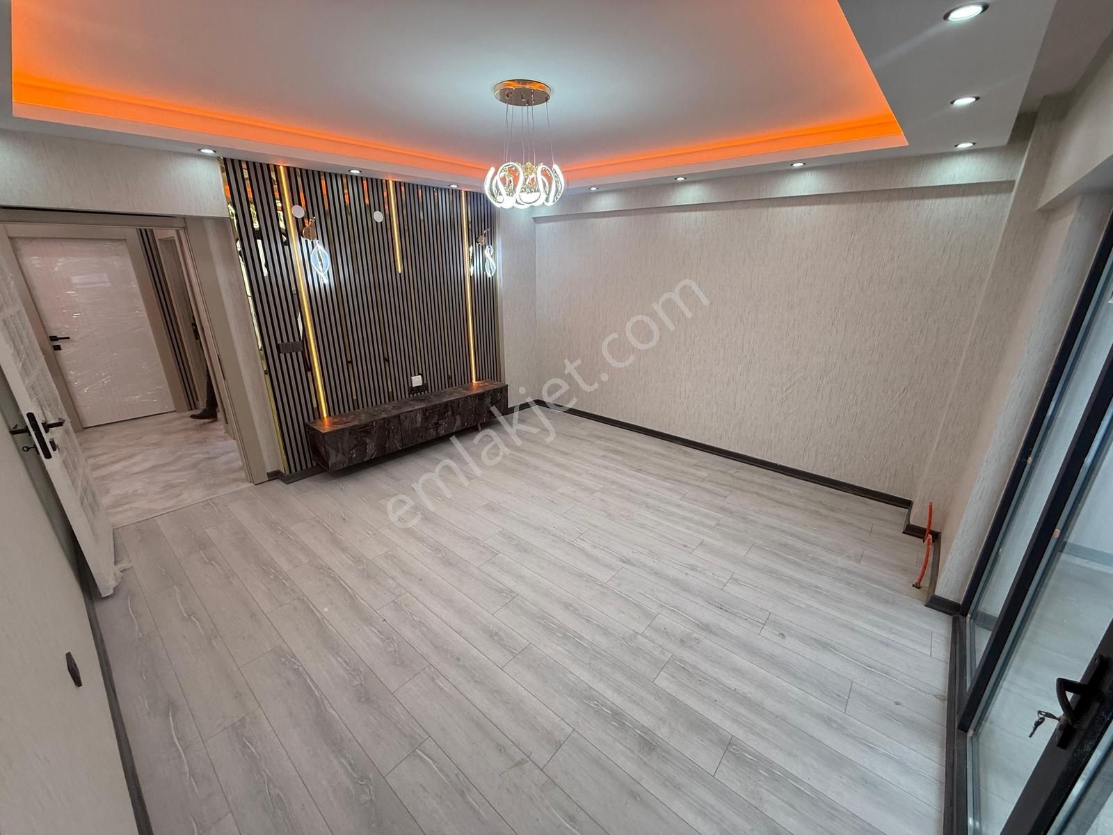 Keçiörende 2+1 Full Yapılı İskanlı Cadde Yanı Takasa Uygun - Görsel 23