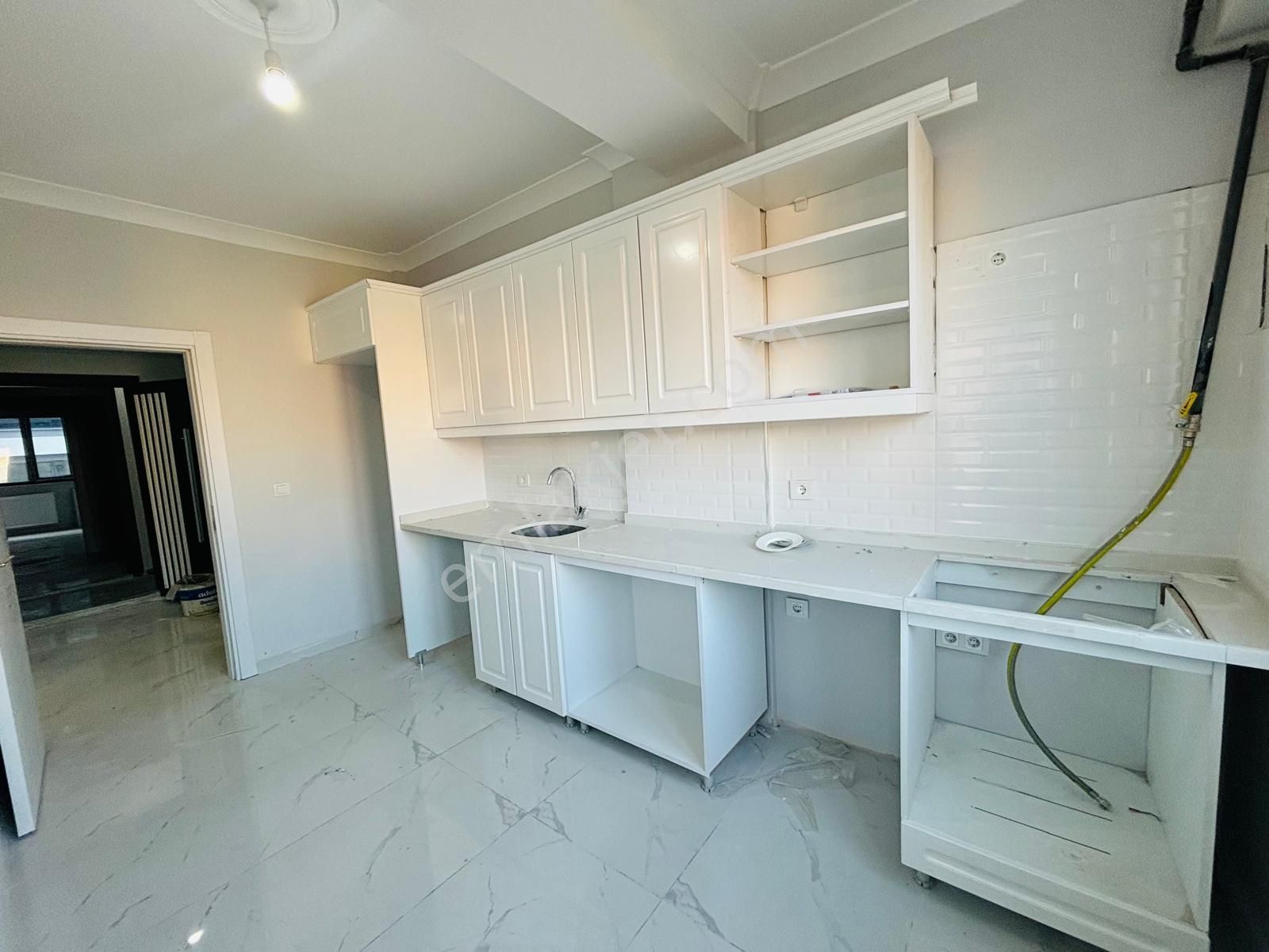 Güven'den Çerkezköy Merkezde Kapalı Otoparklı Sıfır 3+1 Daire - Görsel 8