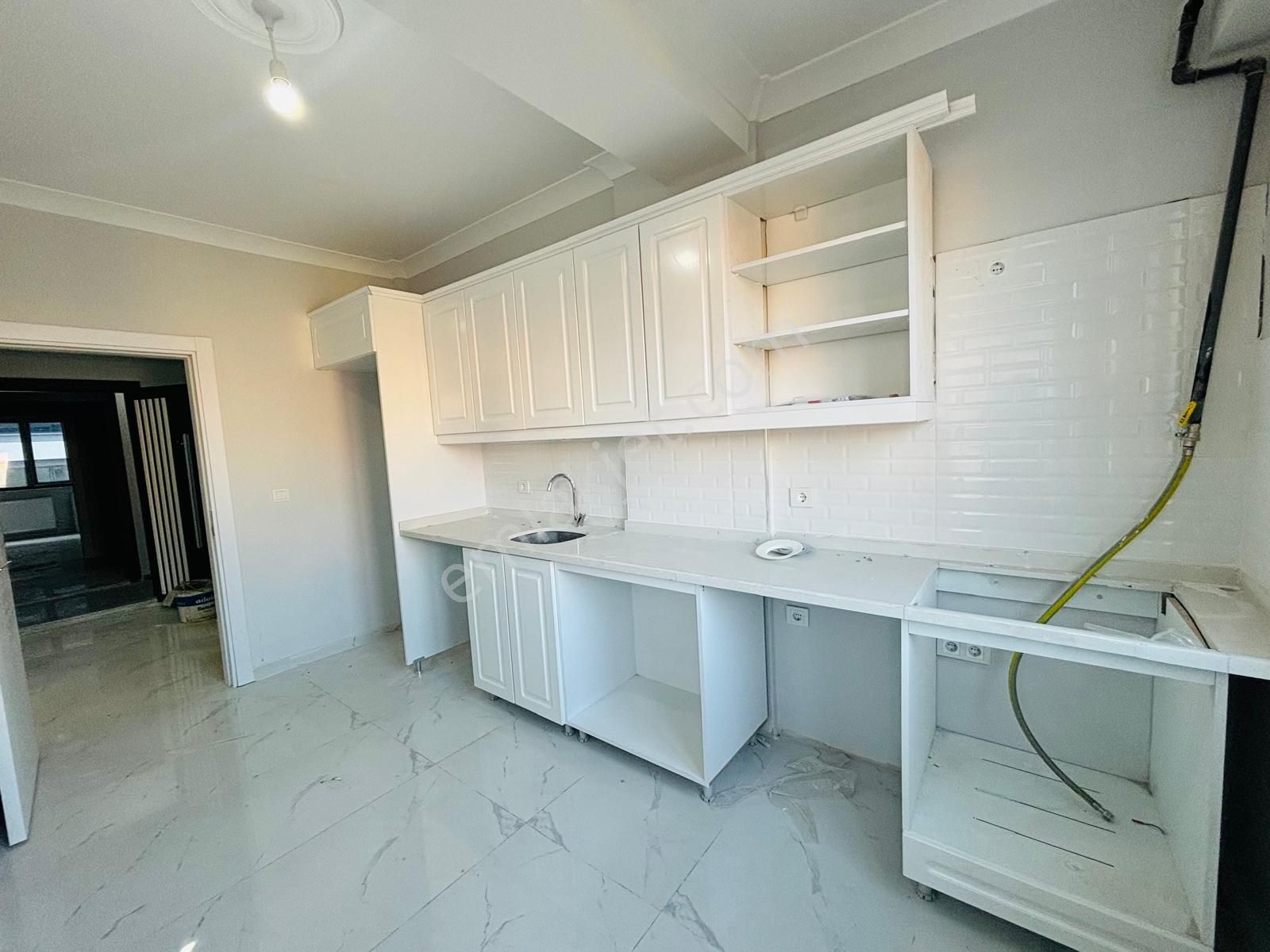 Güven'den Çerkezköy Merkezde Kapalı Otoparklı Sıfır 3+1 Daire - Görsel 5