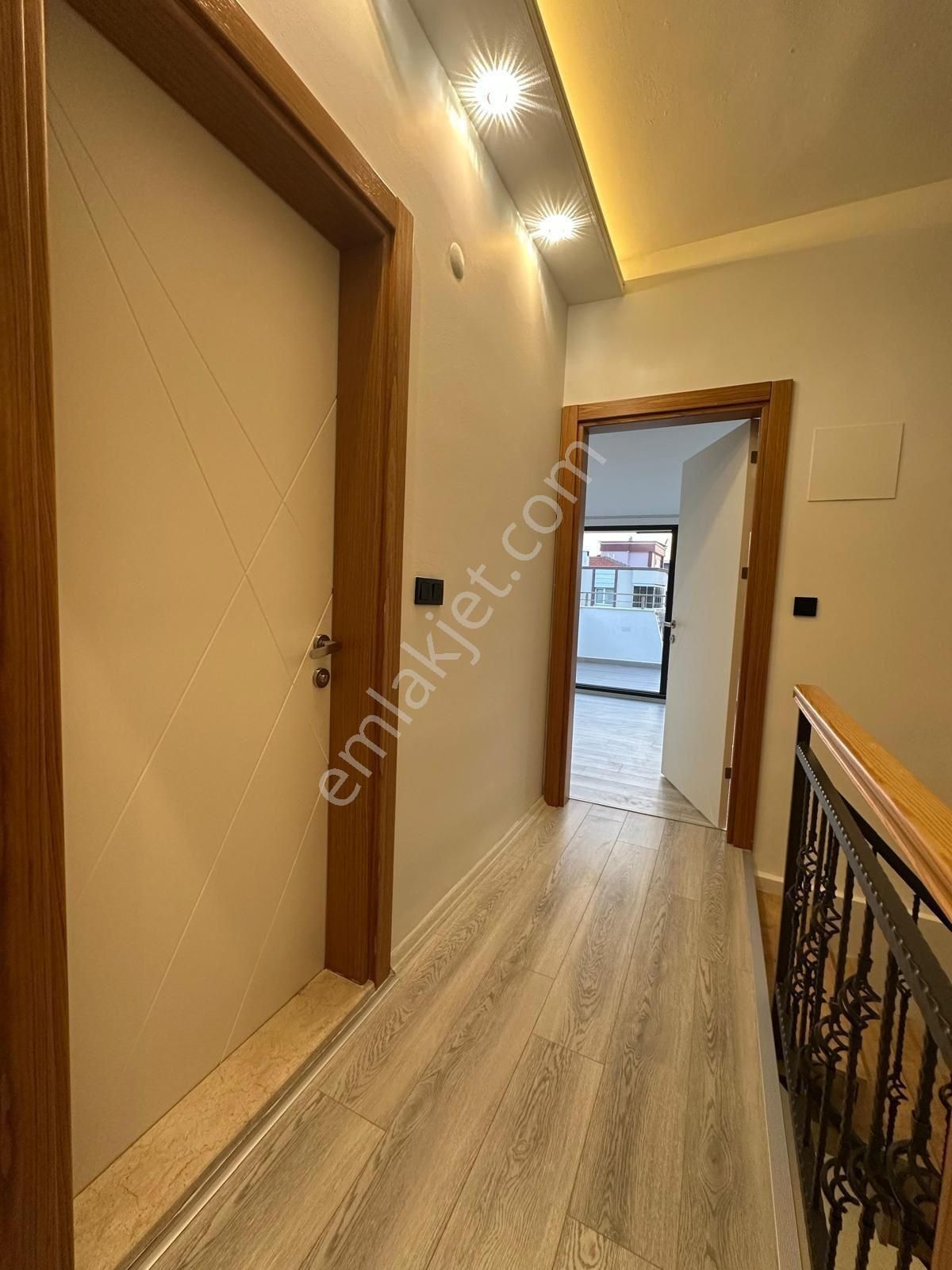 4+1 Lüks Tripleks Villa! Modern Tasarım,geniş Teraslı! Mükemmel Konum - Görsel 8