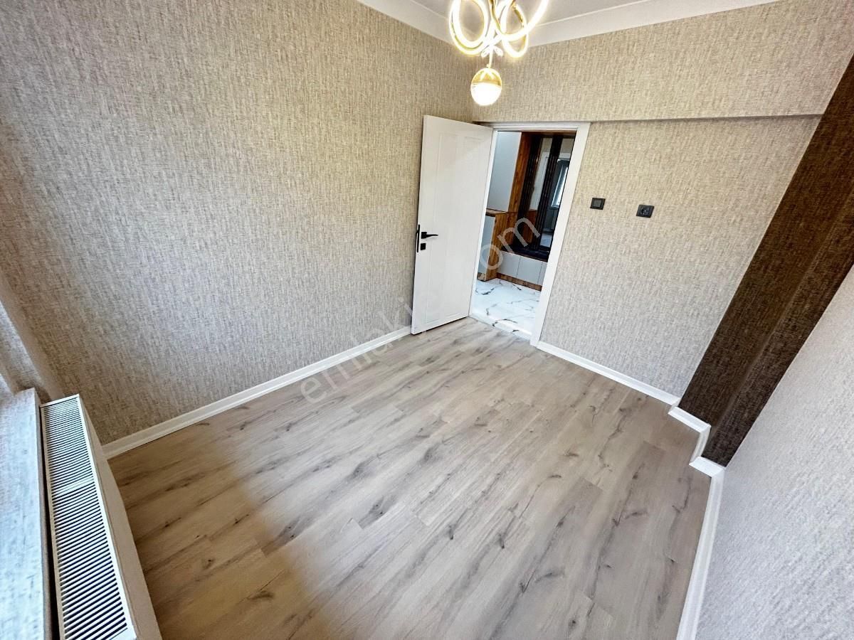 Sincan İstasyon Mh 3+1 Lüks Yapılı Bağımsız Katta Ön Cephe Daire - Görsel 12