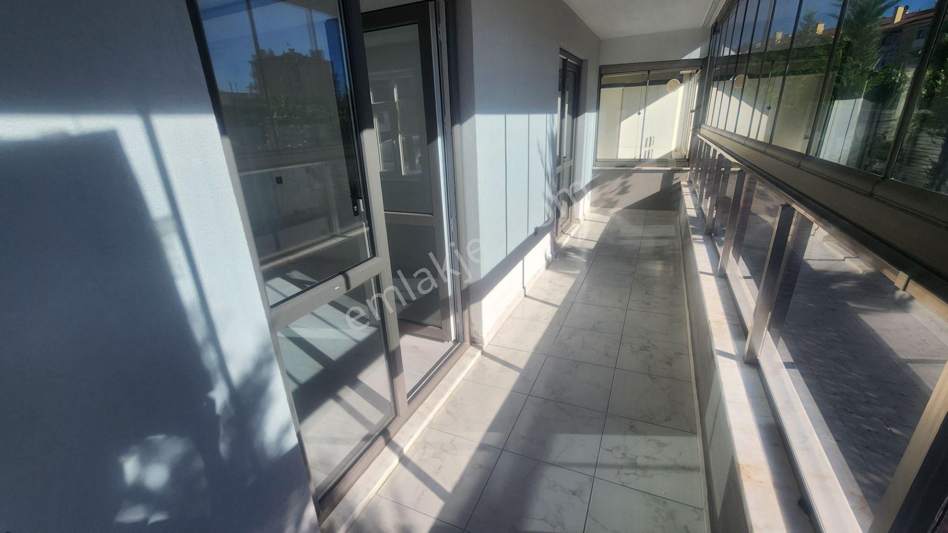 Karaca'dan Selahaddin Eyyubide 3+1 Kiralık Daire - Görsel 16