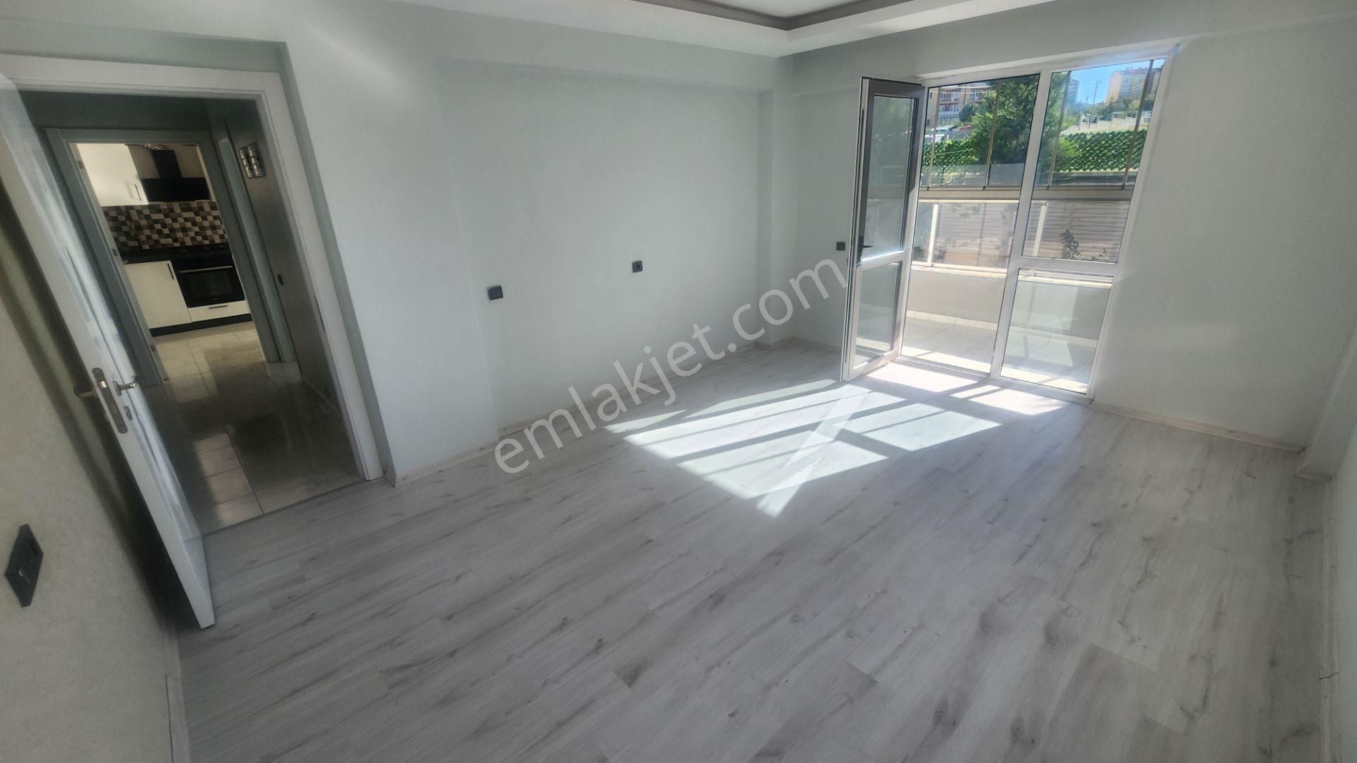 Karaca'dan Selahaddin Eyyubide 3+1 Kiralık Daire - Görsel 15