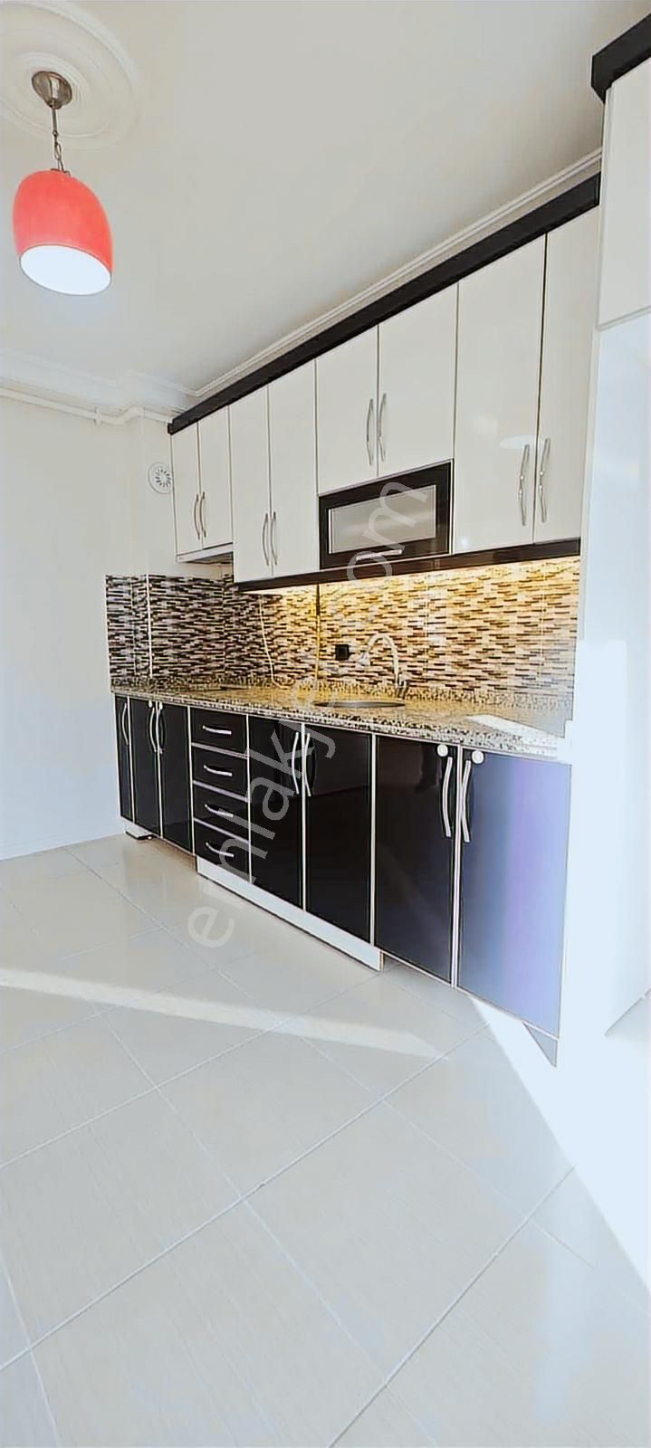 Akın Emlaktan Buca Yeşilbağlar Mah 2+1 D.gazlı Cam Balkonlu - Görsel 18