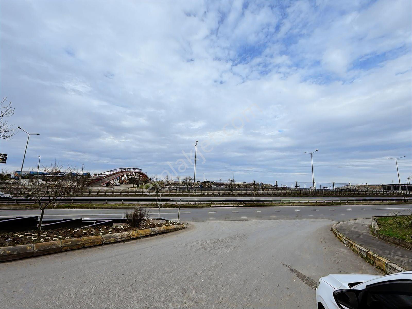 Trabzon Arsinde Cadde Üstü Cepheli Dükkan - Görsel 13