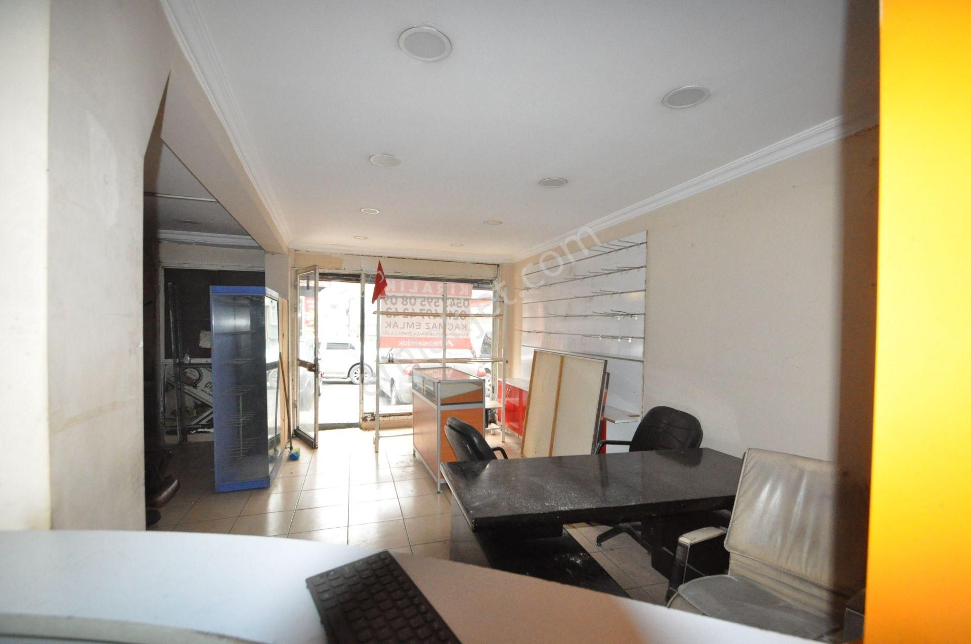 Bayrampaşa Kartaltepe Kaçmazdan Kiralık 55m2 Dörtyol Ağzı Düz Giriş Mağaza & Dükkan - Görsel 3