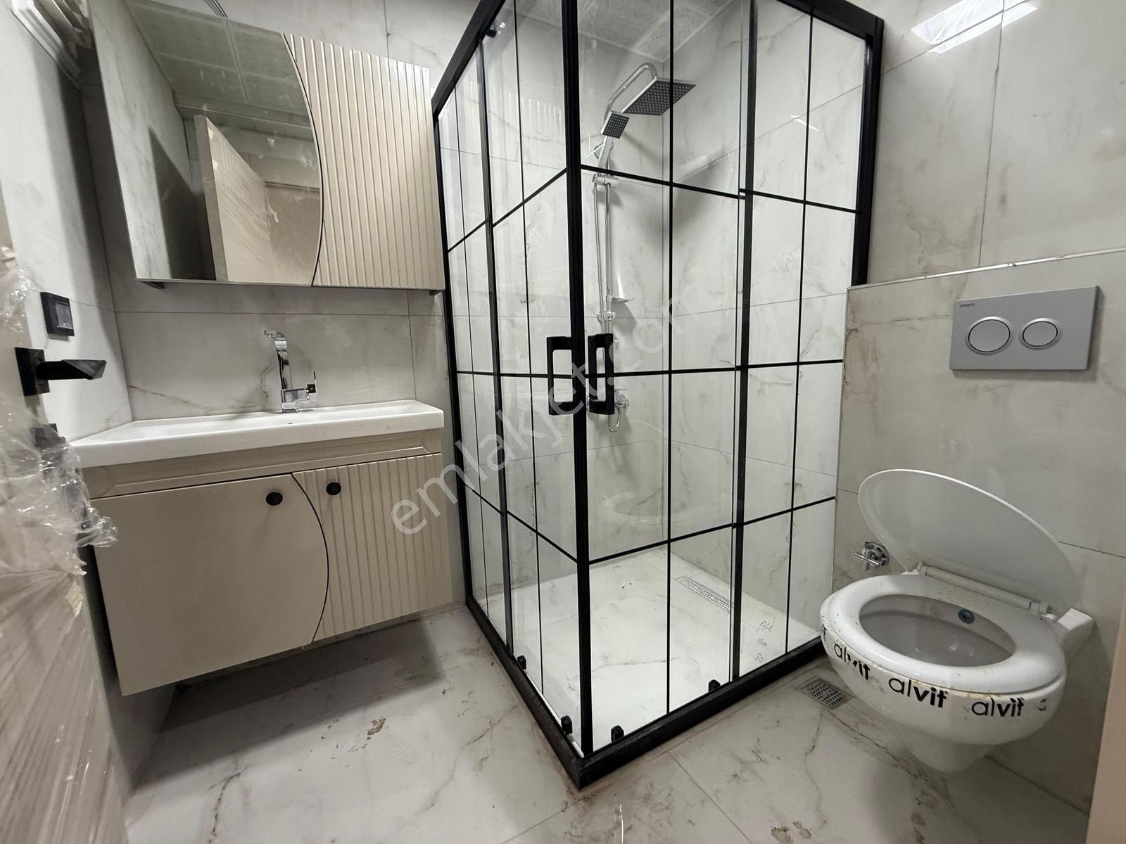 Keçiörende 3+1 Teras Balkonlu İskanlı Cadde Yakını 1.500. Kredi - Görsel 19