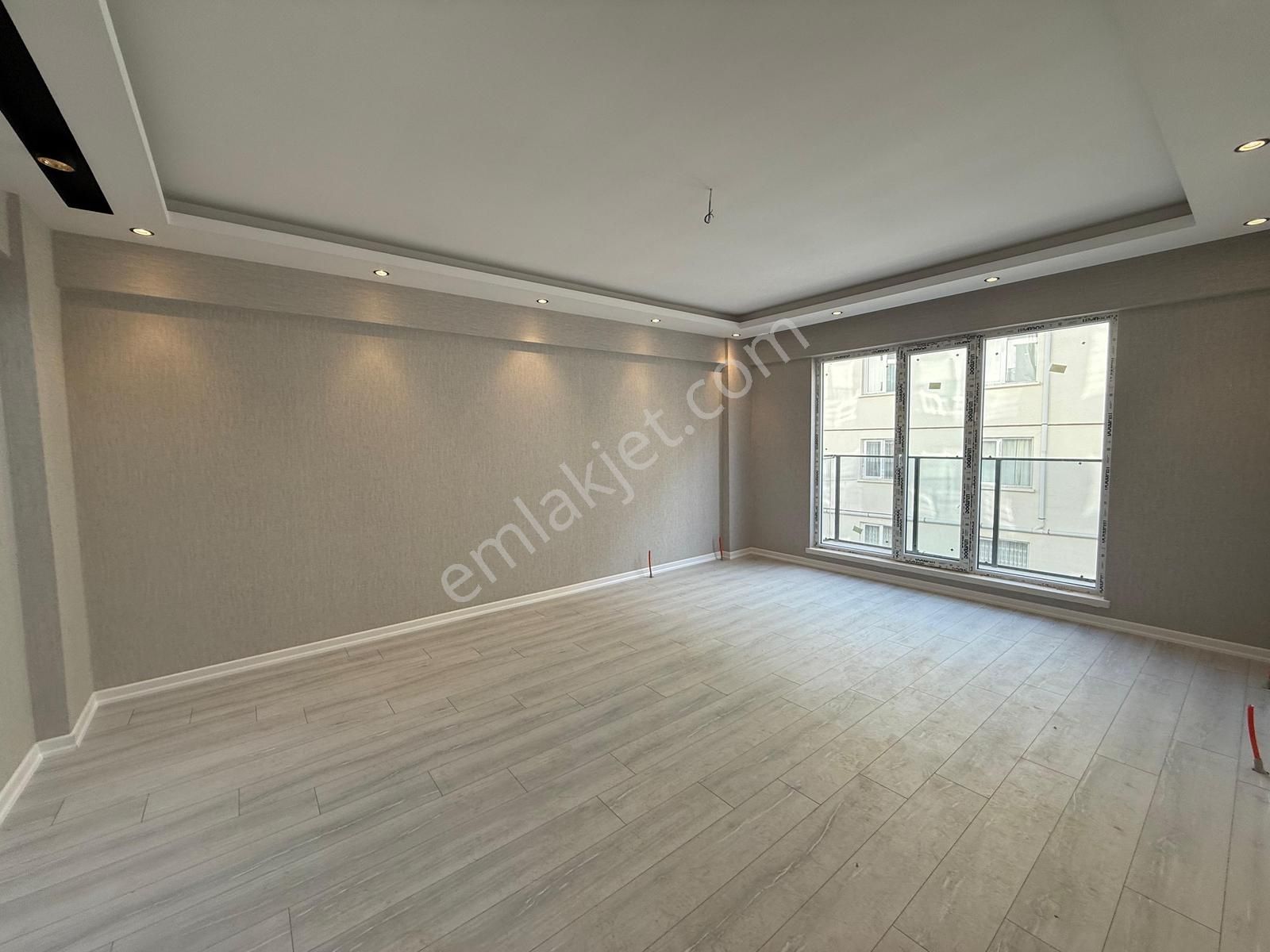 Keçiörende 3+1 Teras Balkonlu İskanlı Cadde Yakını 1.500. Kredi - Görsel 20