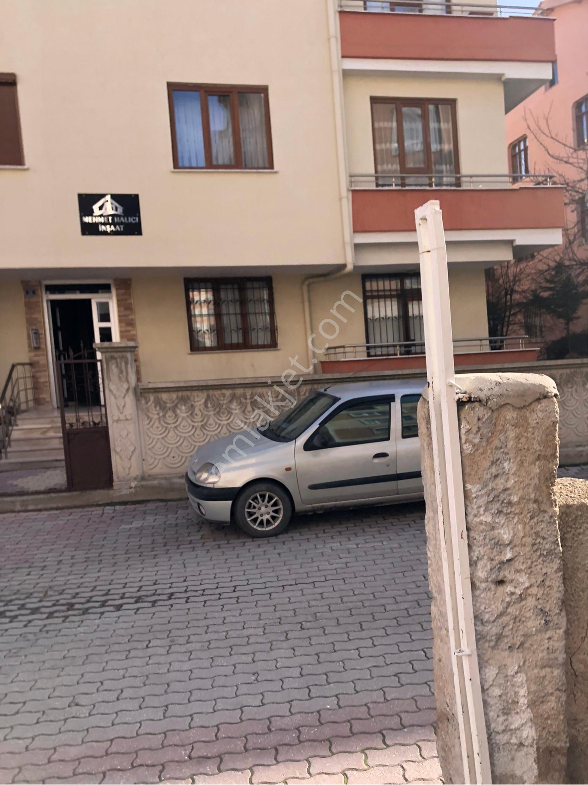 Memet Akif Mah Satılık Ara Kat - Görsel 5