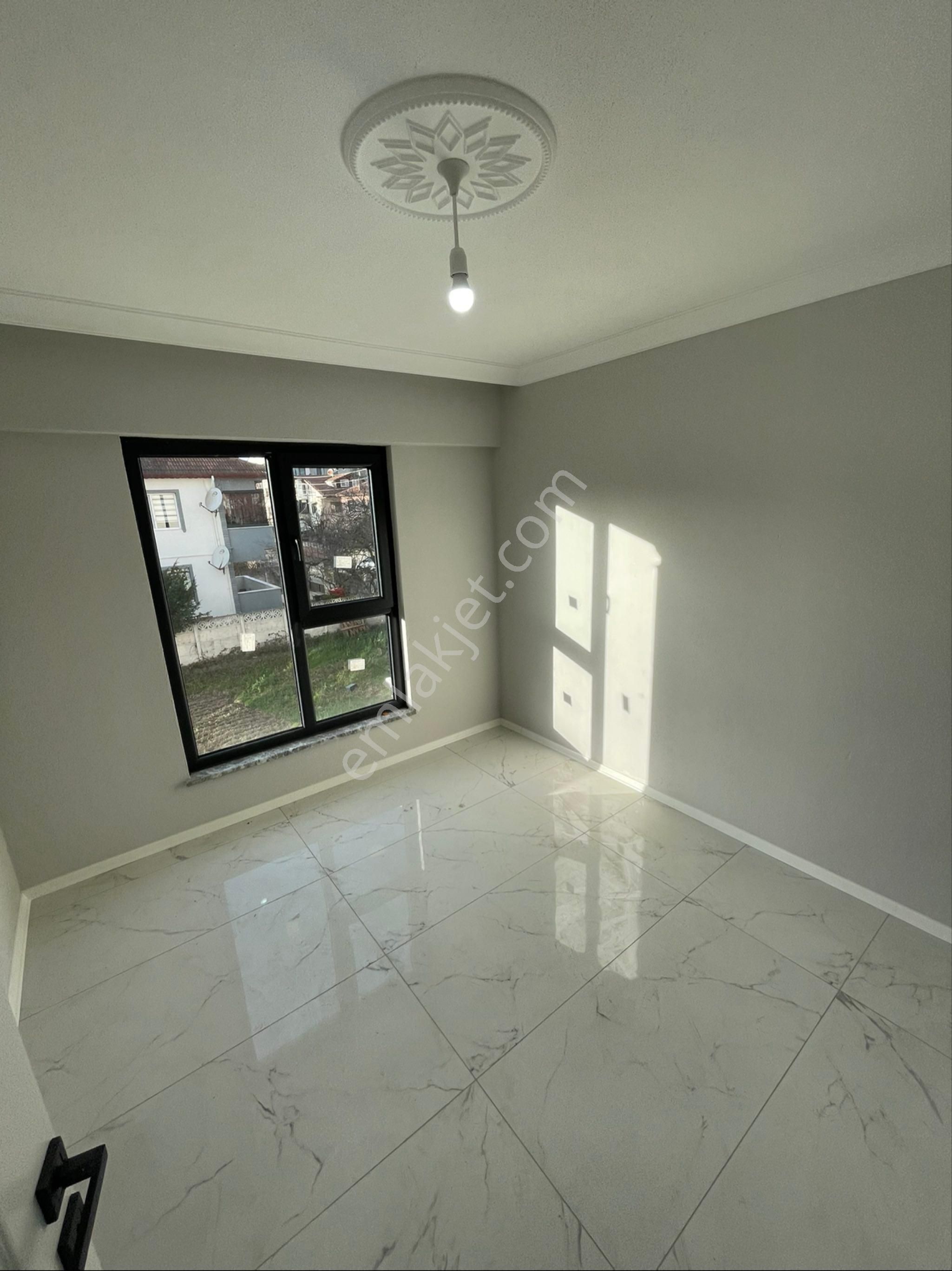Emlakçe G Y M’den Fatih Mah Pazarın Karşısında Kiralık Daire - Görsel 5