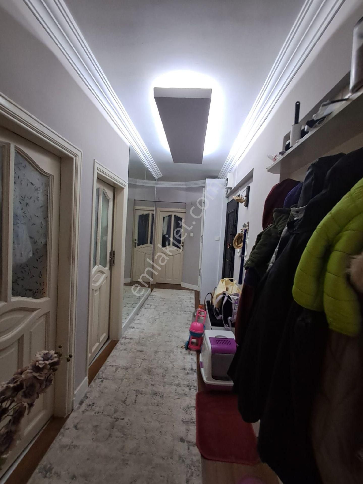 Alanya Güllerpınarı Mahallesi Bakımlı 2+1 - Görsel 3