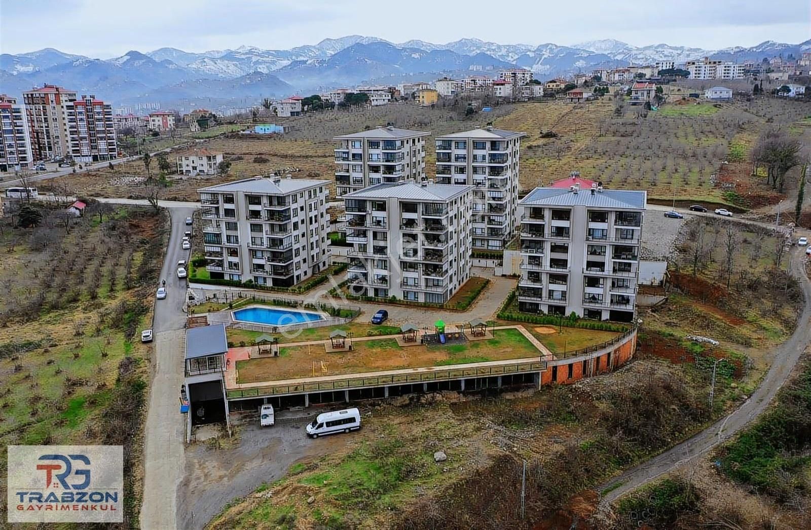 Trabzon Yalıncak Nadir Kent Sitesi Bahçe Katı 2+1 Satılık Daire