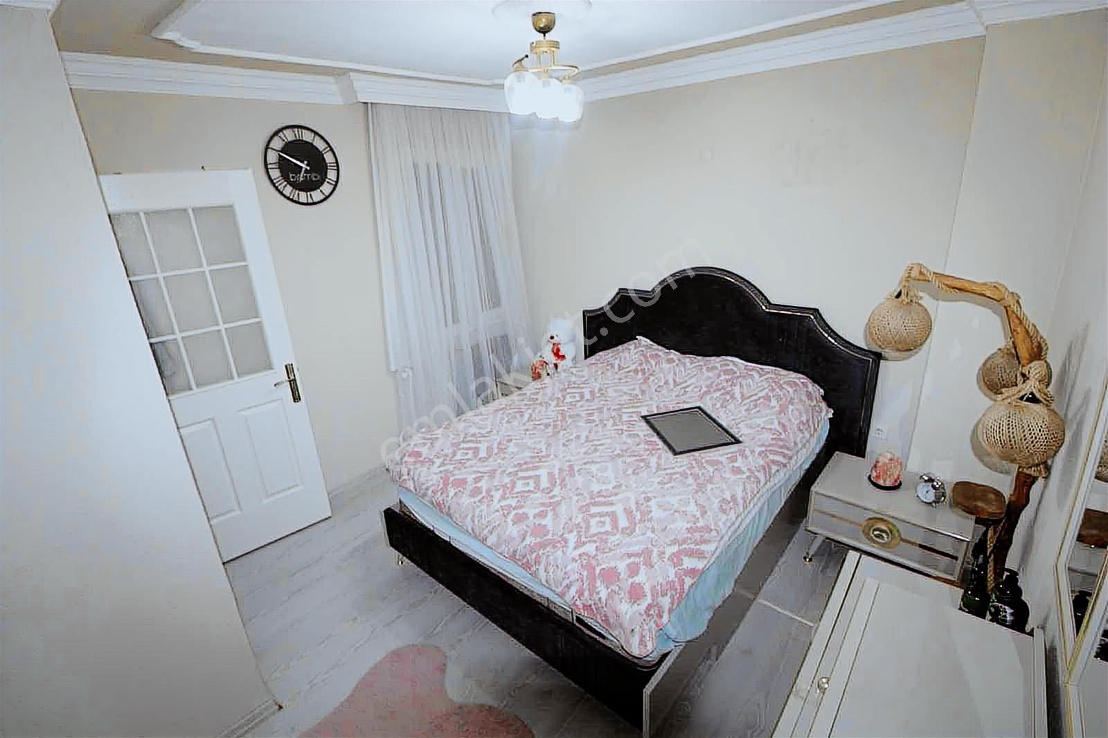 Buca Göksu Mah. Cadde Üzeri Satılık 2+1 85 M2. Arakat Daire - Görsel 8
