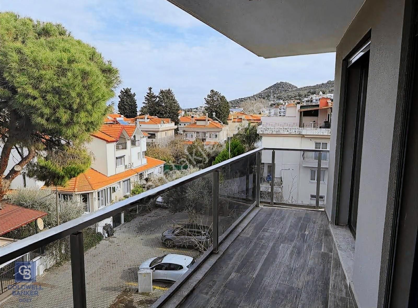 Narlıdere Limanreis'te Deniz Manzaralı 3+1 Dubleks Daire - Görsel 8