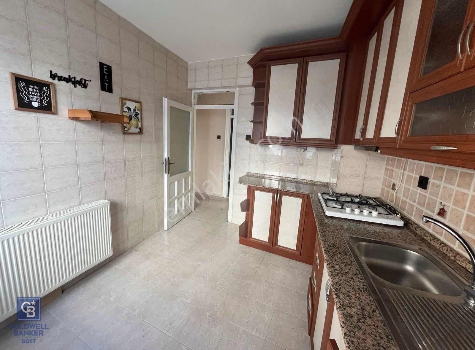 Balçova Korutürk Mah'de Geniş 3+1 Kiralık Daire - Görsel 16