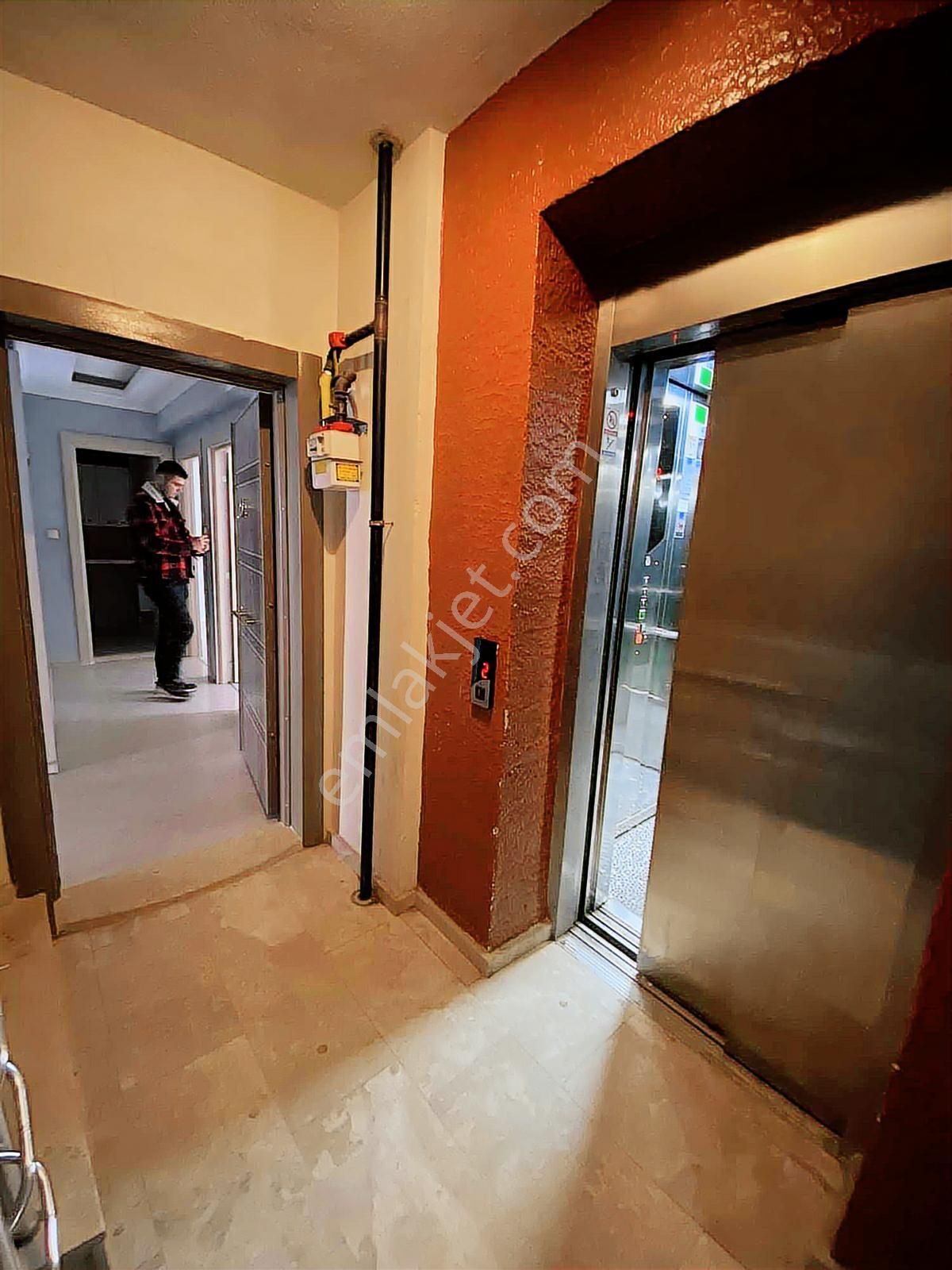 Turpa Özka355'den Merkezi Konumda Kullanışlı 2+1 Kiralık Daire - Görsel 11