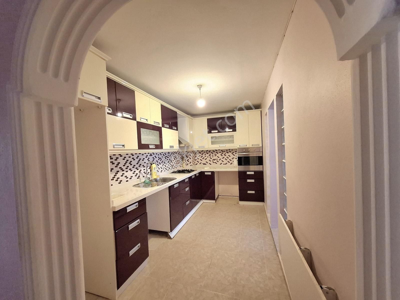 Remax Leon'da Yıldırımda 2+1 Satılık Daire - Görsel 24