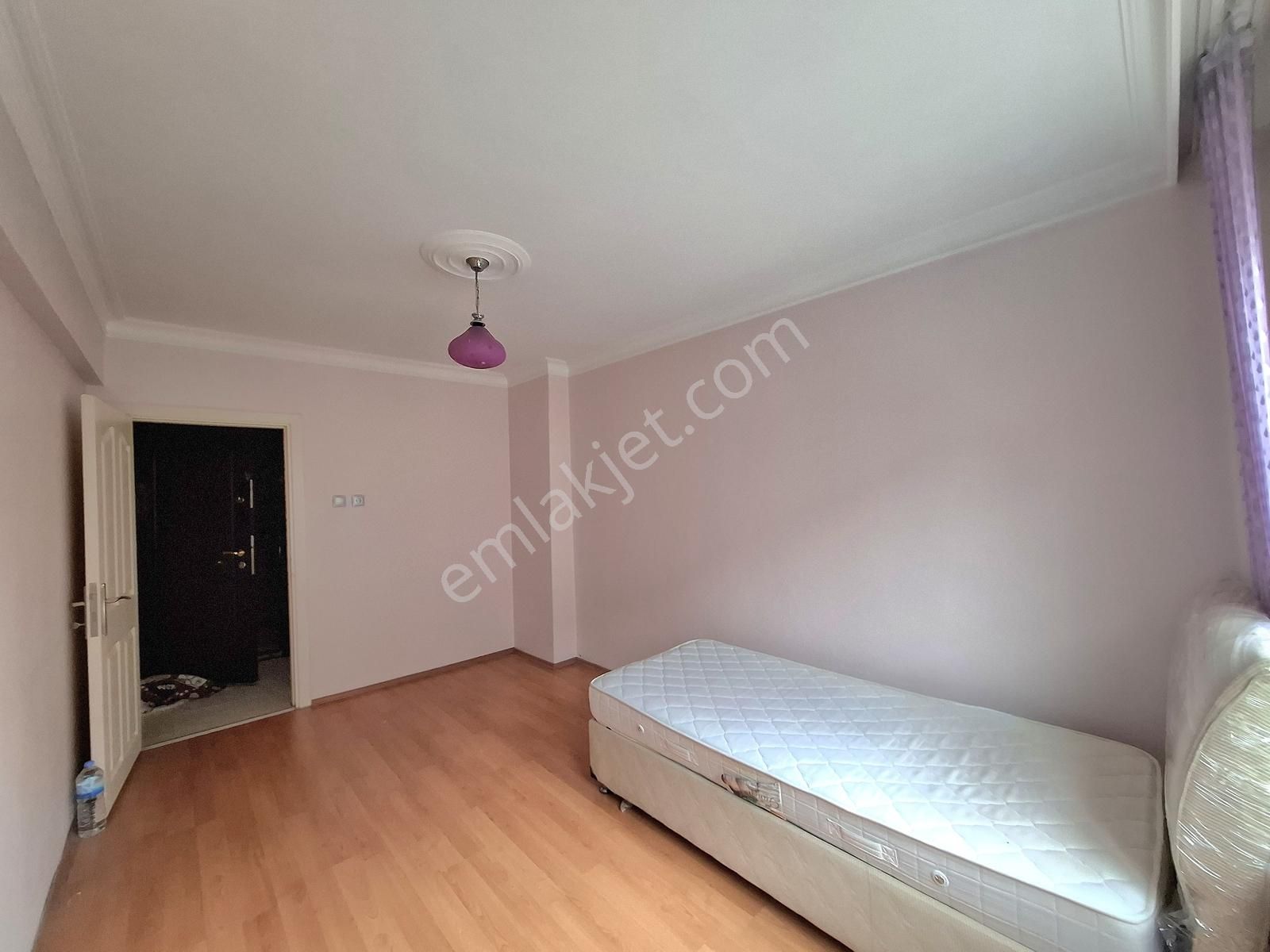 Remax Leon'da Yıldırımda 2+1 Satılık Daire - Görsel 22