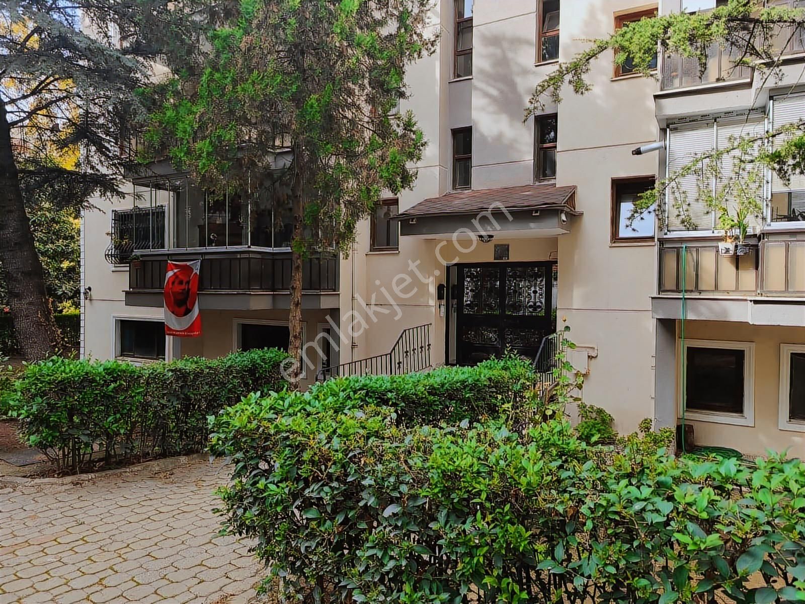 Cumhuriyet Mah. Olgunkent Sitesi'nde 3+1 Satılık Daire