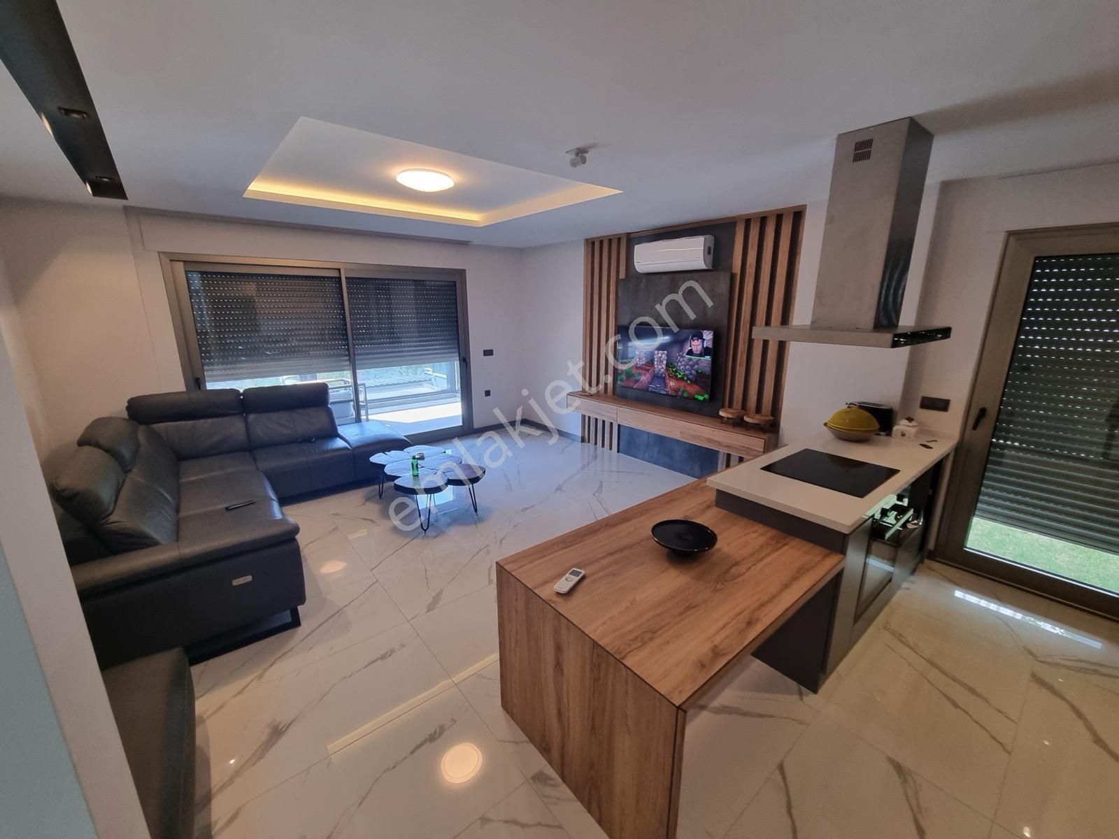 Karaova'da Özel Havuzlu Tek Müstakil Villa - Görsel 15