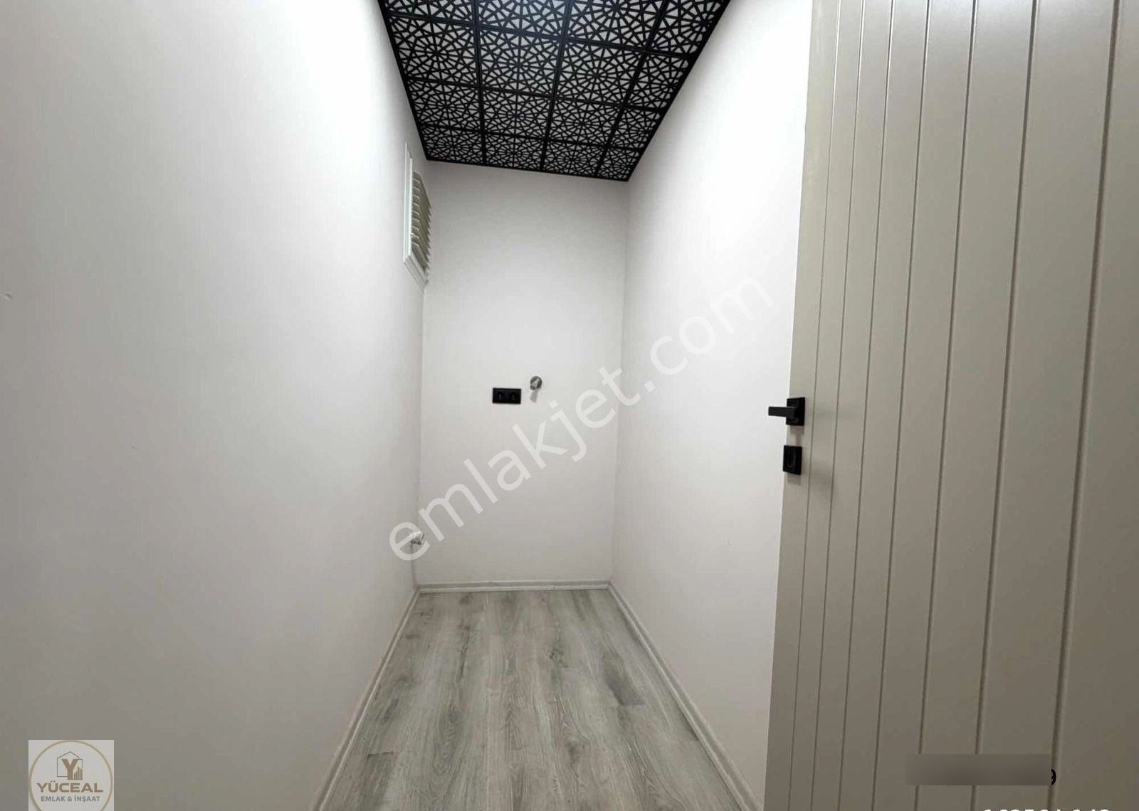 Aktoprak Mah.lüks Yapım Ebeveyn Banyo Asansör Katta 3+1 Daireler - Görsel 14