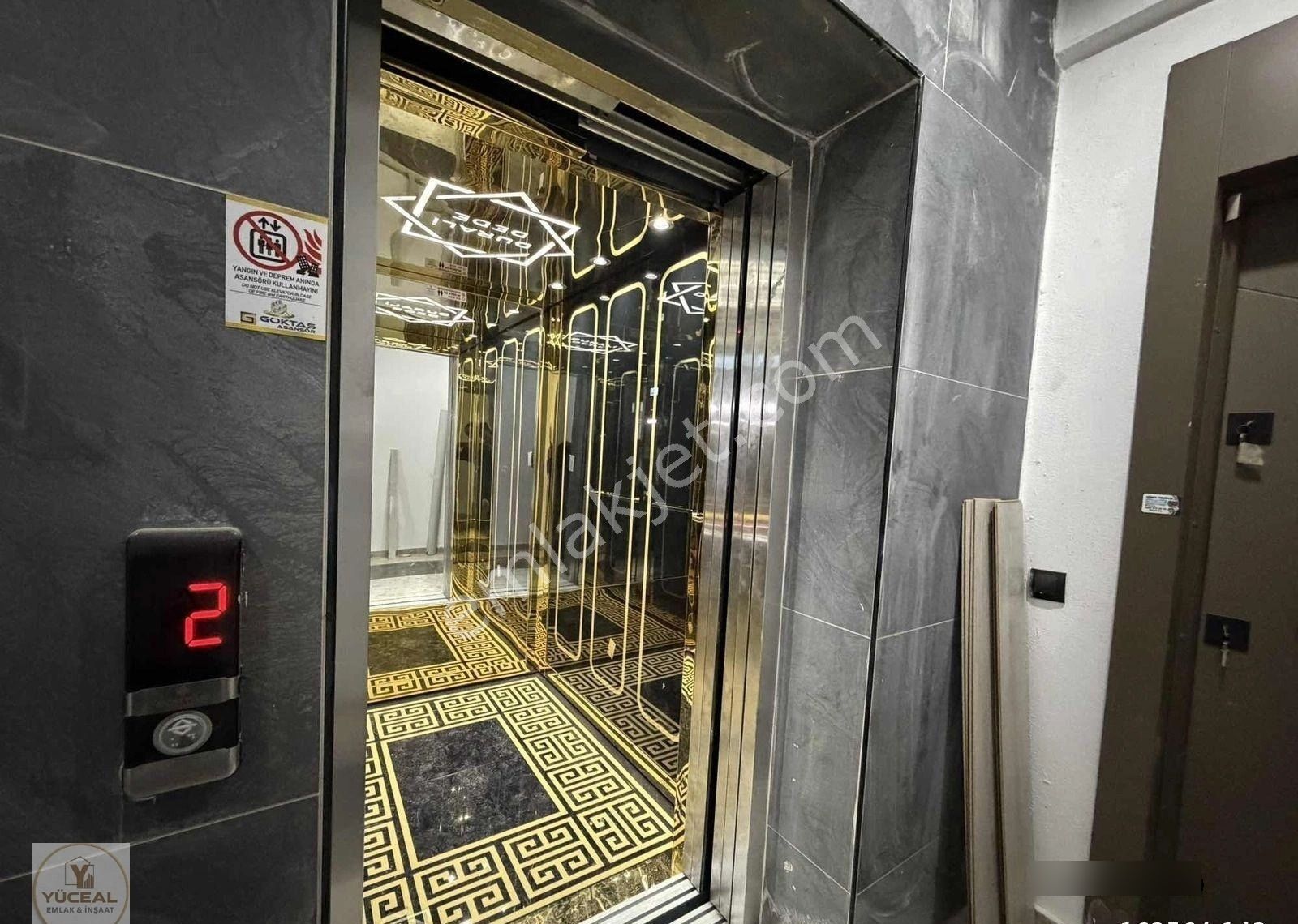 Aktoprak Mah.lüks Yapım Ebeveyn Banyo Asansör Katta 3+1 Daireler - Görsel 19