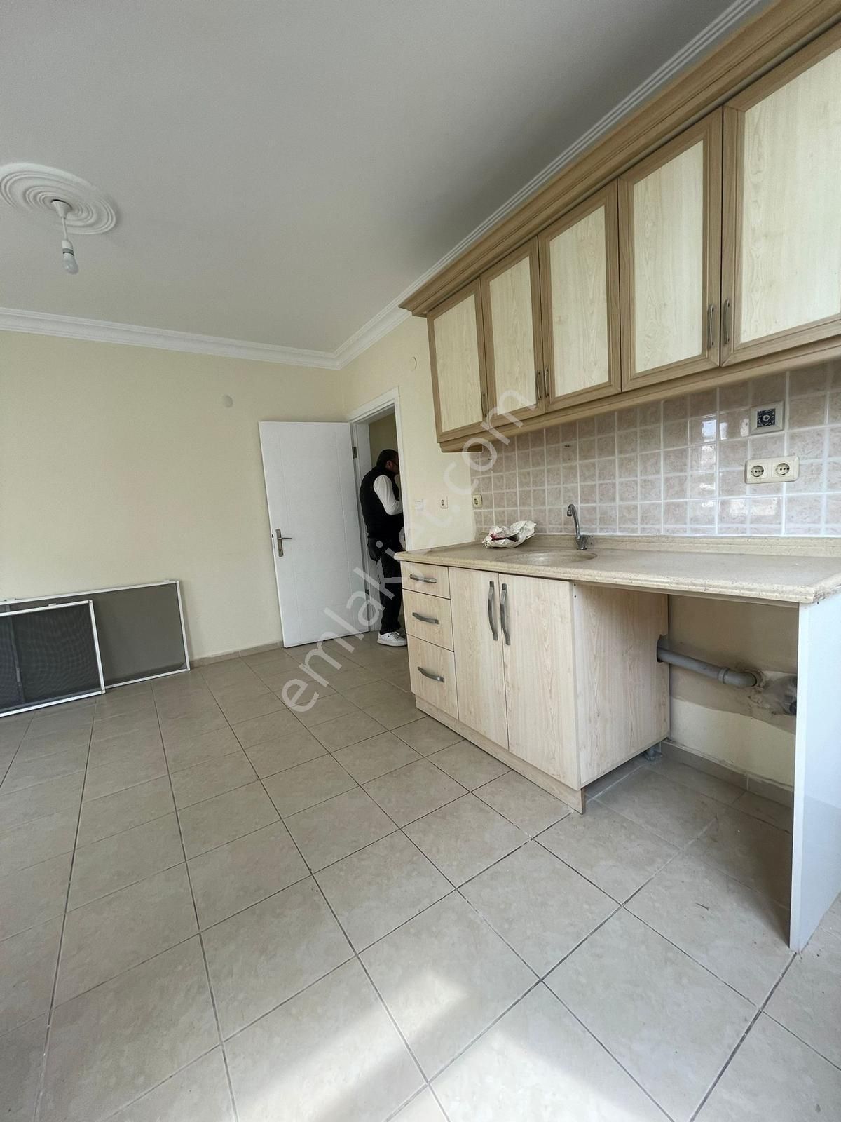 Didim Merkez Yeni Mahalle’de | Ptt Arkası | 3 Cepheli Satılık Fırsat Daire