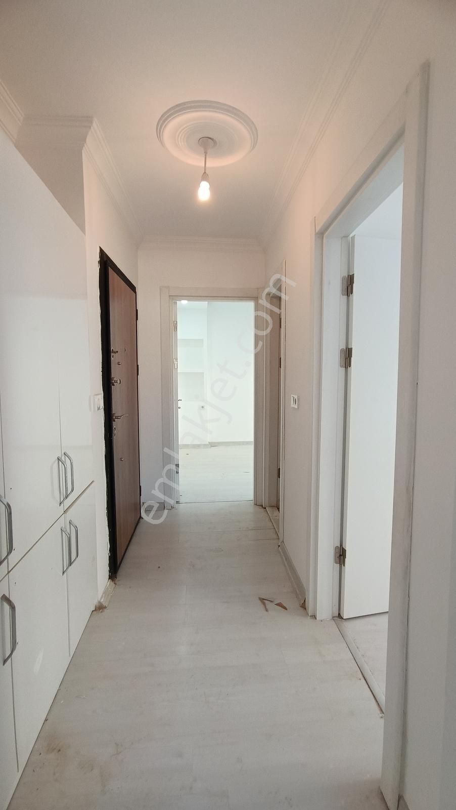 Mumcularda Satılık 2+1 Üst Kat Doğa Manzaralı Daire - Görsel 17