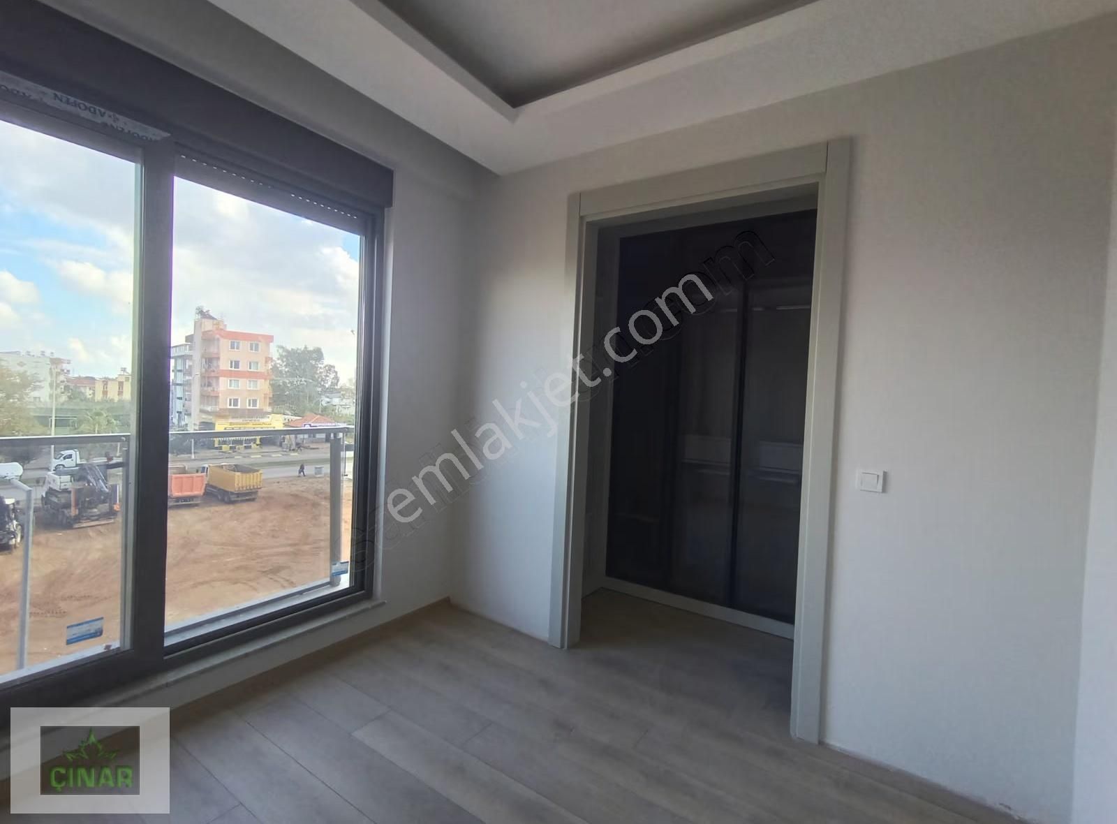 Bahçeyaka Mah. Yerden Isıtma Giyinme Odalı Lüx 1+1 Kiralık Daire - Görsel 15