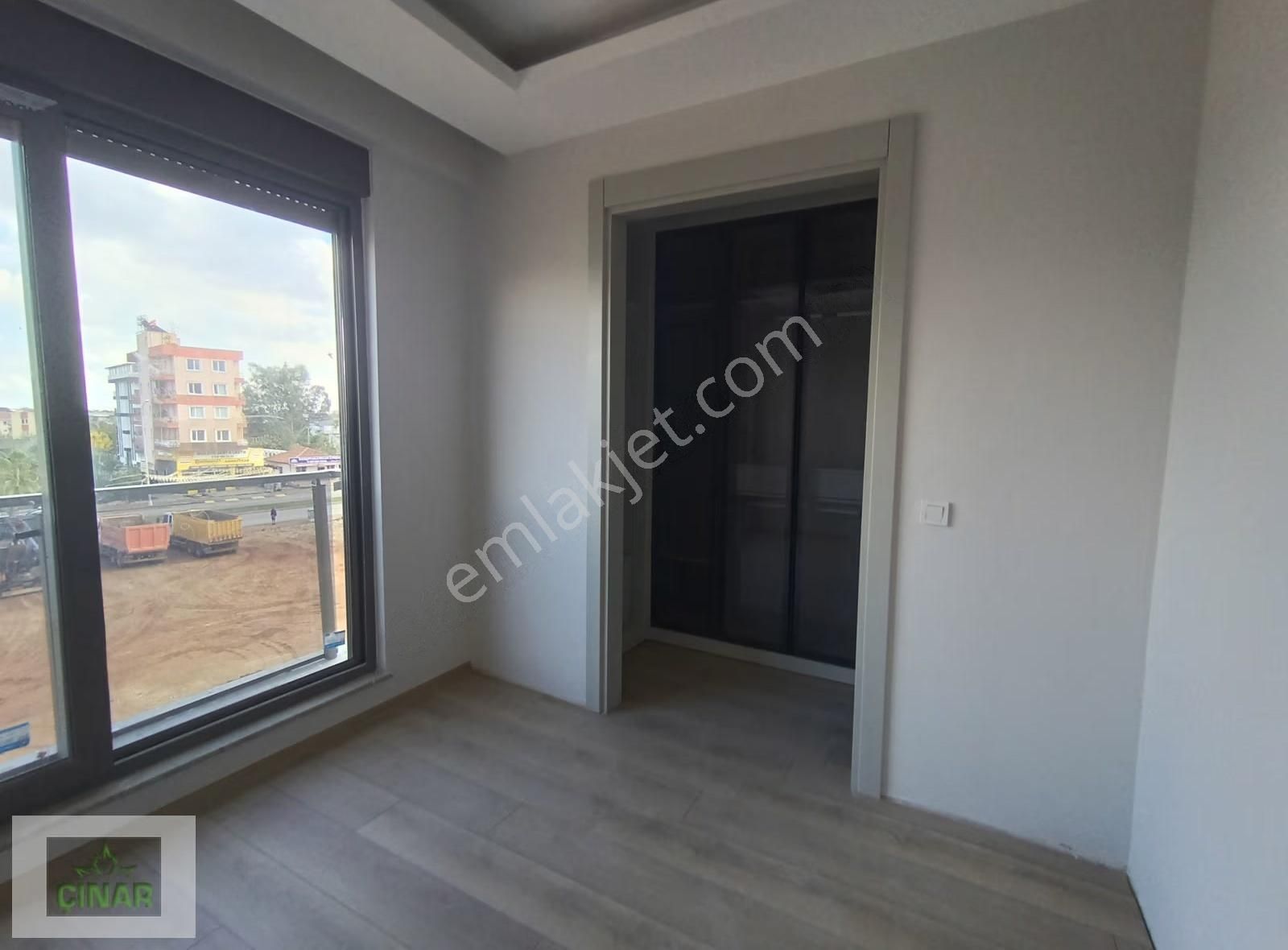 Bahçeyaka Mah. Yerden Isıtma Giyinme Odalı Lüx 1+1 Kiralık Daire - Görsel 10
