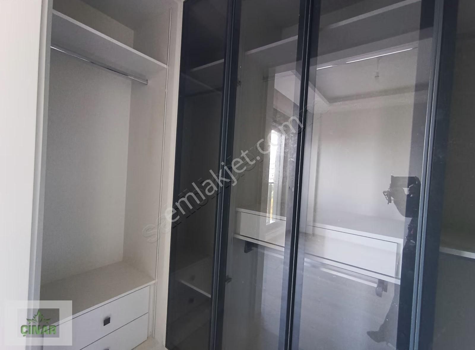 Bahçeyaka Mah. Yerden Isıtma Giyinme Odalı Lüx 1+1 Kiralık Daire - Görsel 5