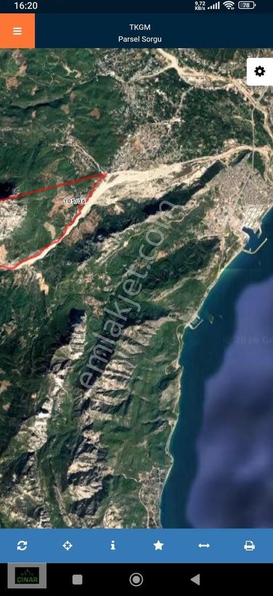 Konyaaltı Hacısekililer Mah. İçinde Evi Olan Müstakil Tarla