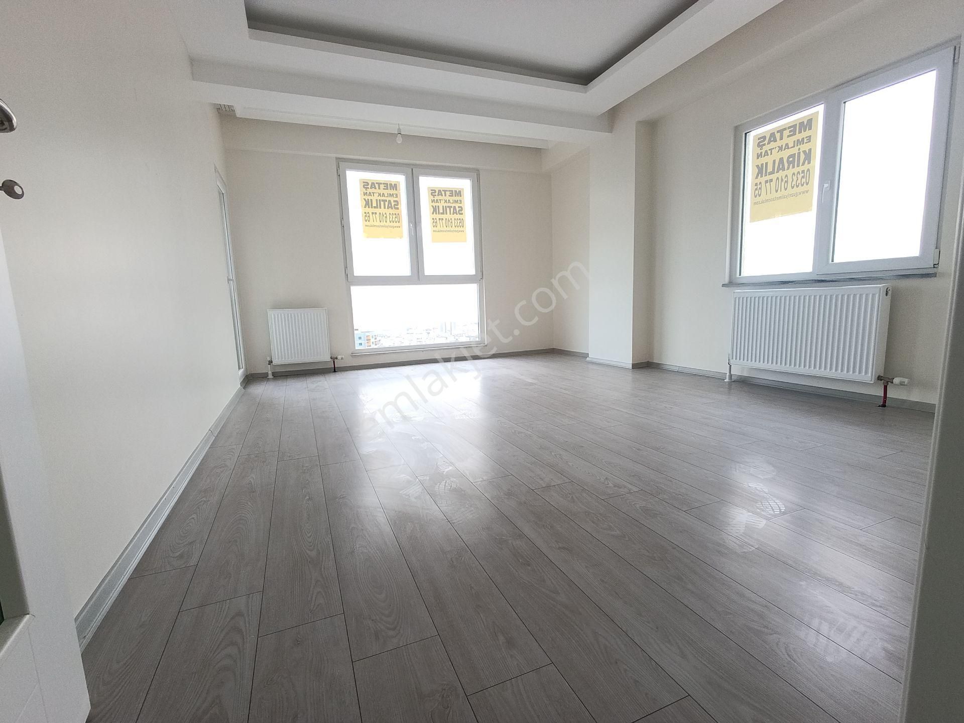 Pendik Çınarderede Fuul Deniz Manzaralı Güven Park Site İçinde 3+1 Ebeveyn Banyolu Daire - Görsel 4