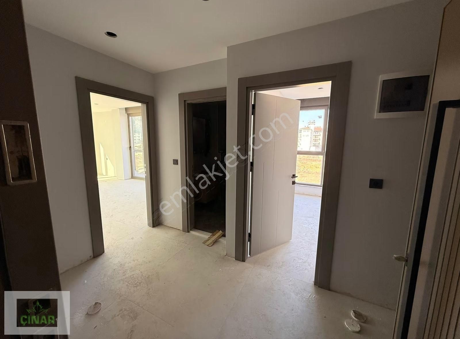 Döşemealtı Beledisi'nin Arkasında Kiralık 1+1 Ofisler - Görsel 3