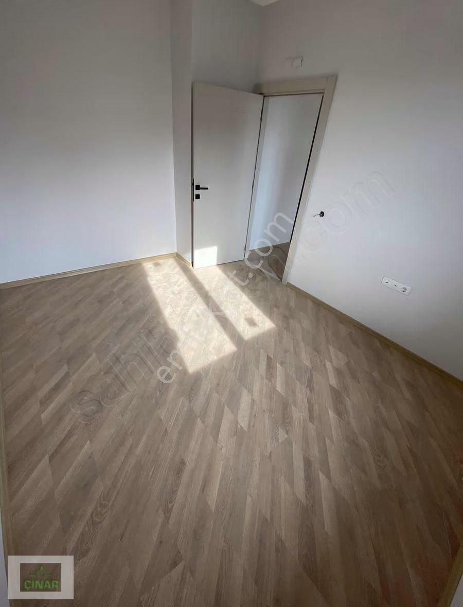 Döşemealtı Merkezi Konumda Site İçerisinde 1+1 Satılık Daire - Görsel 12